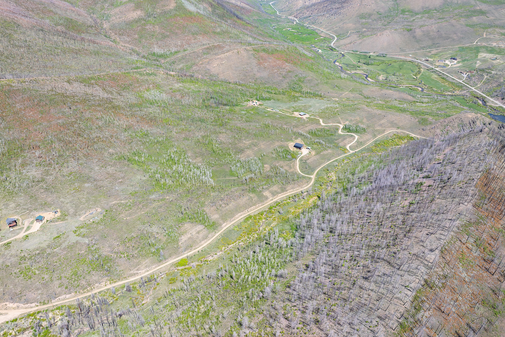  811 Gcr 408w, Granby, CO, 80446 - 物件實景