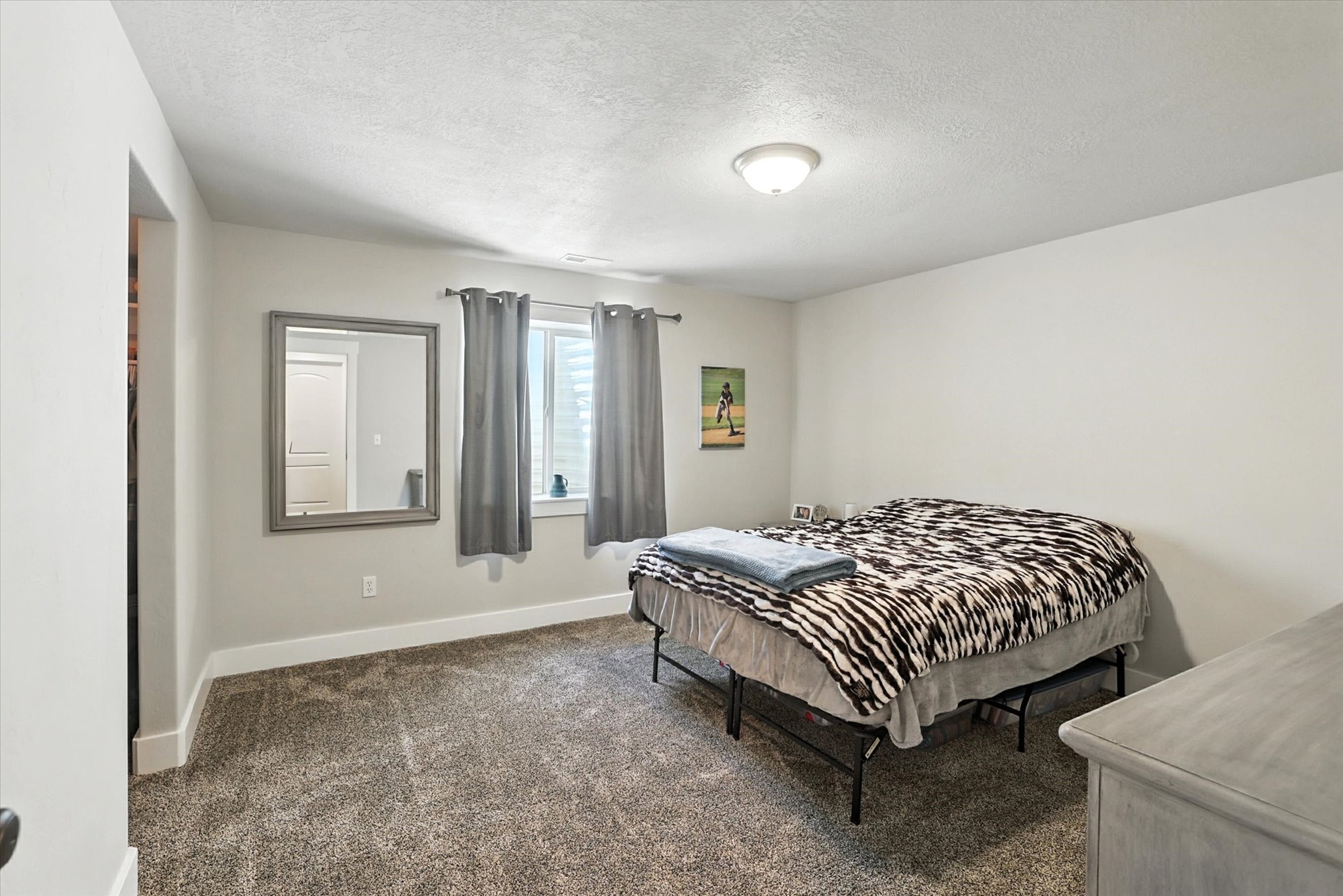 Perry, Utah, 84302, United States, 6 Bedrooms Bedrooms, ,3 BathroomsBathrooms,Residential,For Sale,1903790