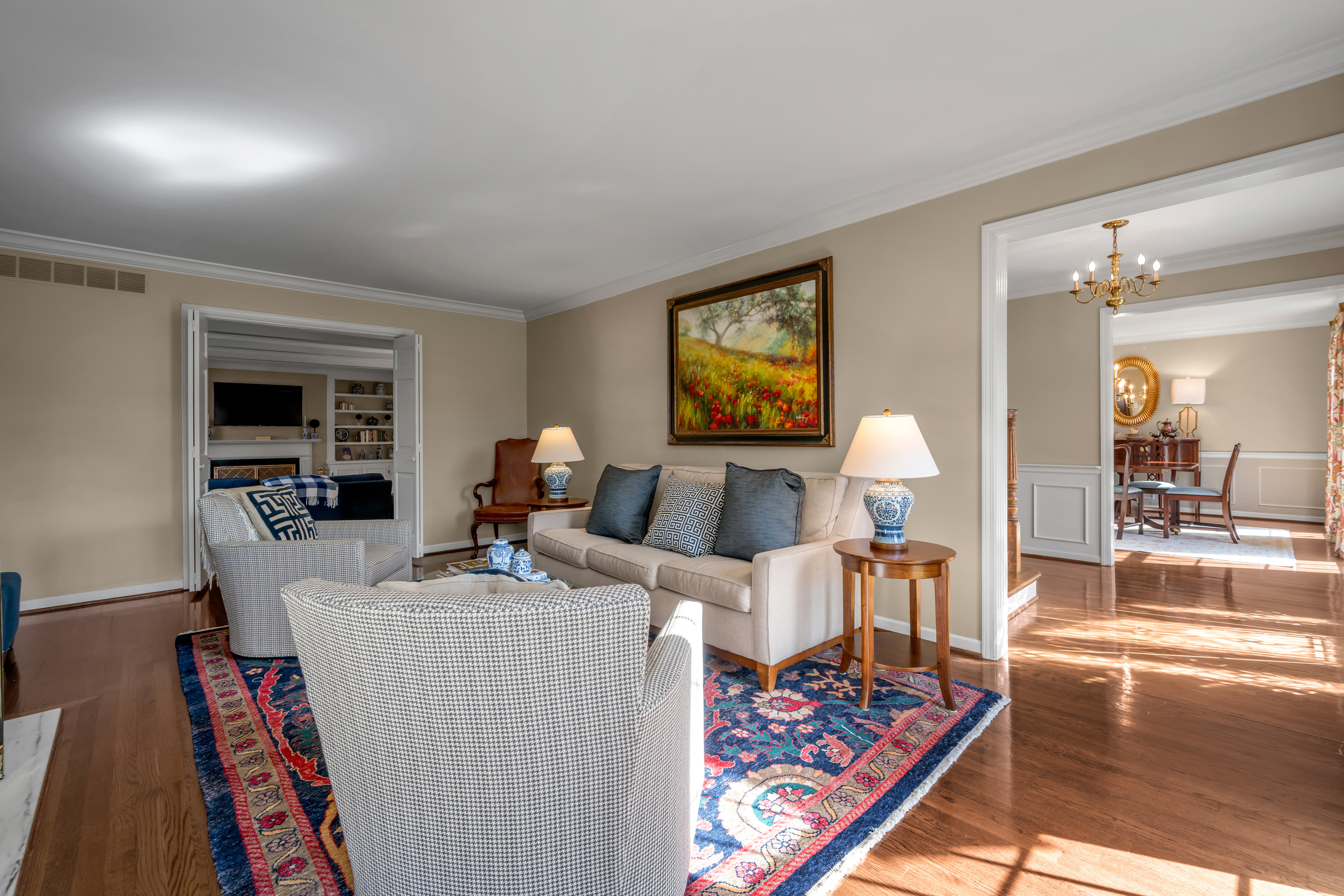  2071 Manor Drive - 物件實景