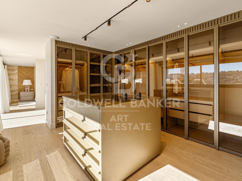 Marbella, Andalusia, ES, 6 Bedrooms Bedrooms, ,6 BathroomsBathrooms,Residential,For Sale,1838055