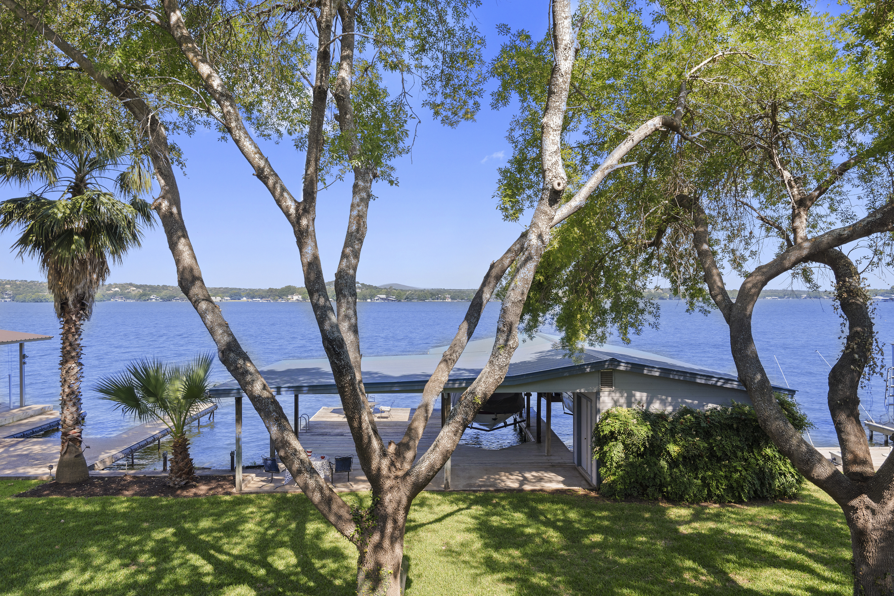  132 Web Isle // on Lake LBJ // Granite Shoals - 物件實景