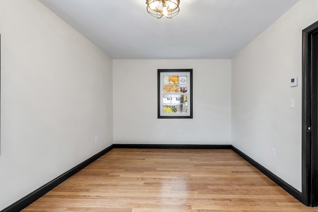 Billerica, Massachusetts, 01821, United States, 4 Bedrooms Bedrooms, ,3 BathroomsBathrooms,Residential,For Sale,1980011