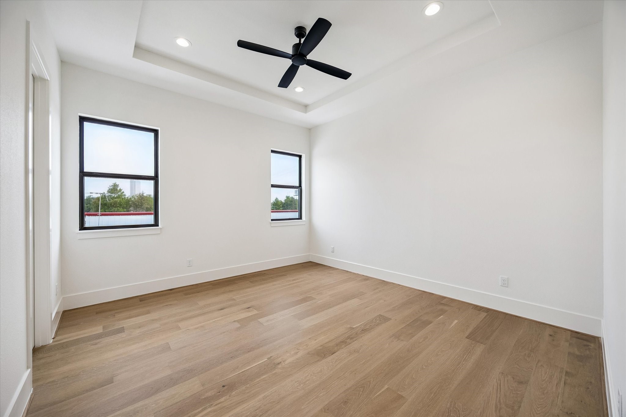  335 Harvard Street - 物件實景