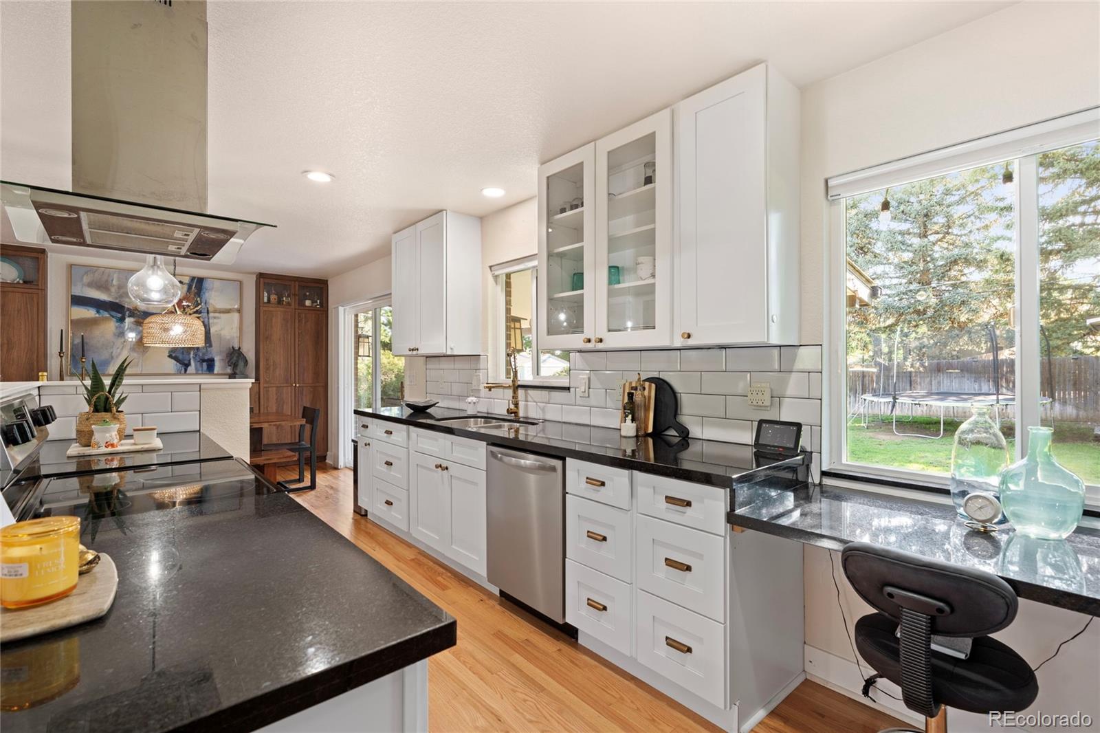 Littleton, Colorado, 80120, United States, 5 Bedrooms Bedrooms, ,1 BathroomBathrooms,Residential,For Sale,1940390