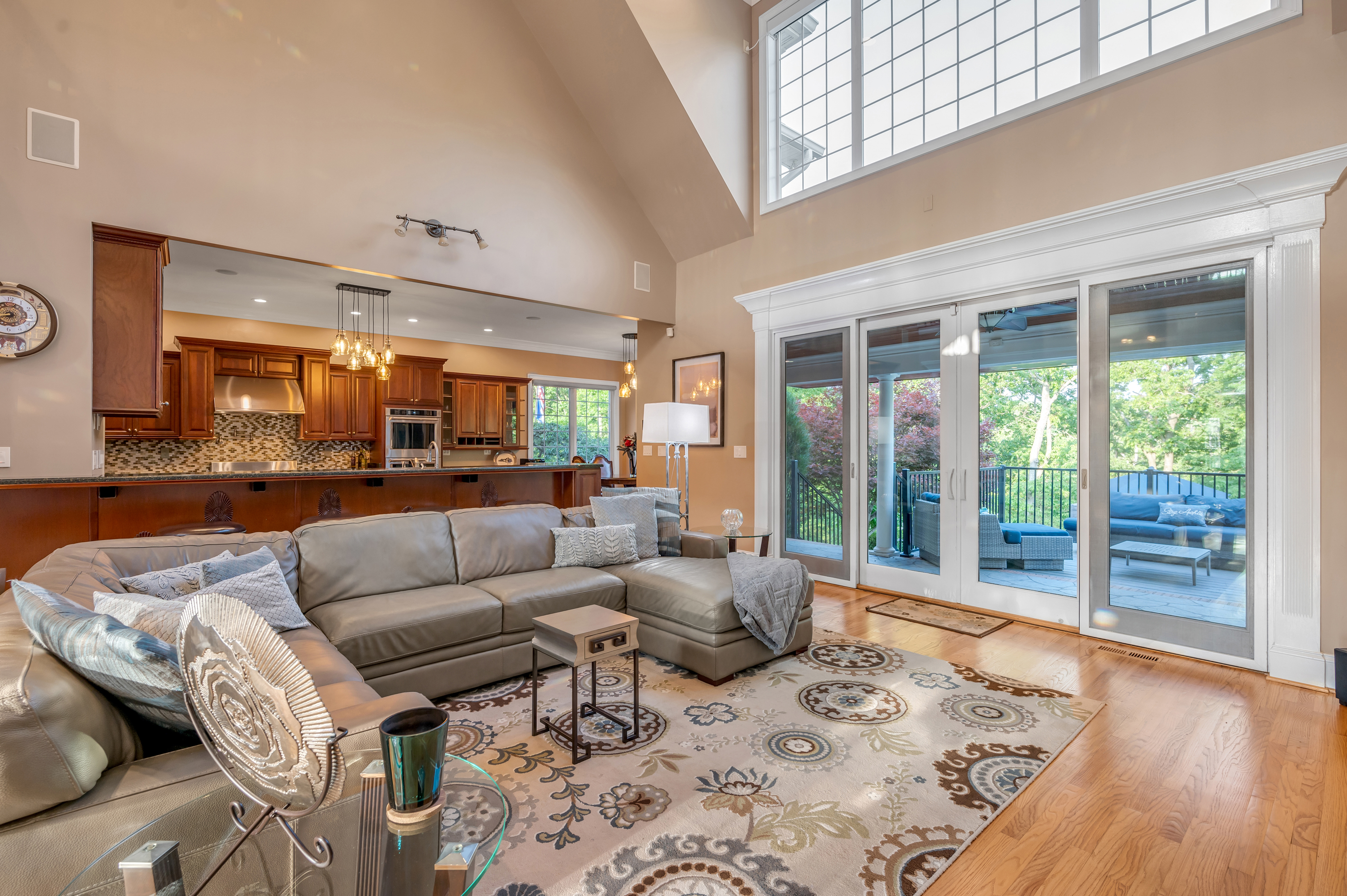  315 Whispering Brook Drive - 物件實景