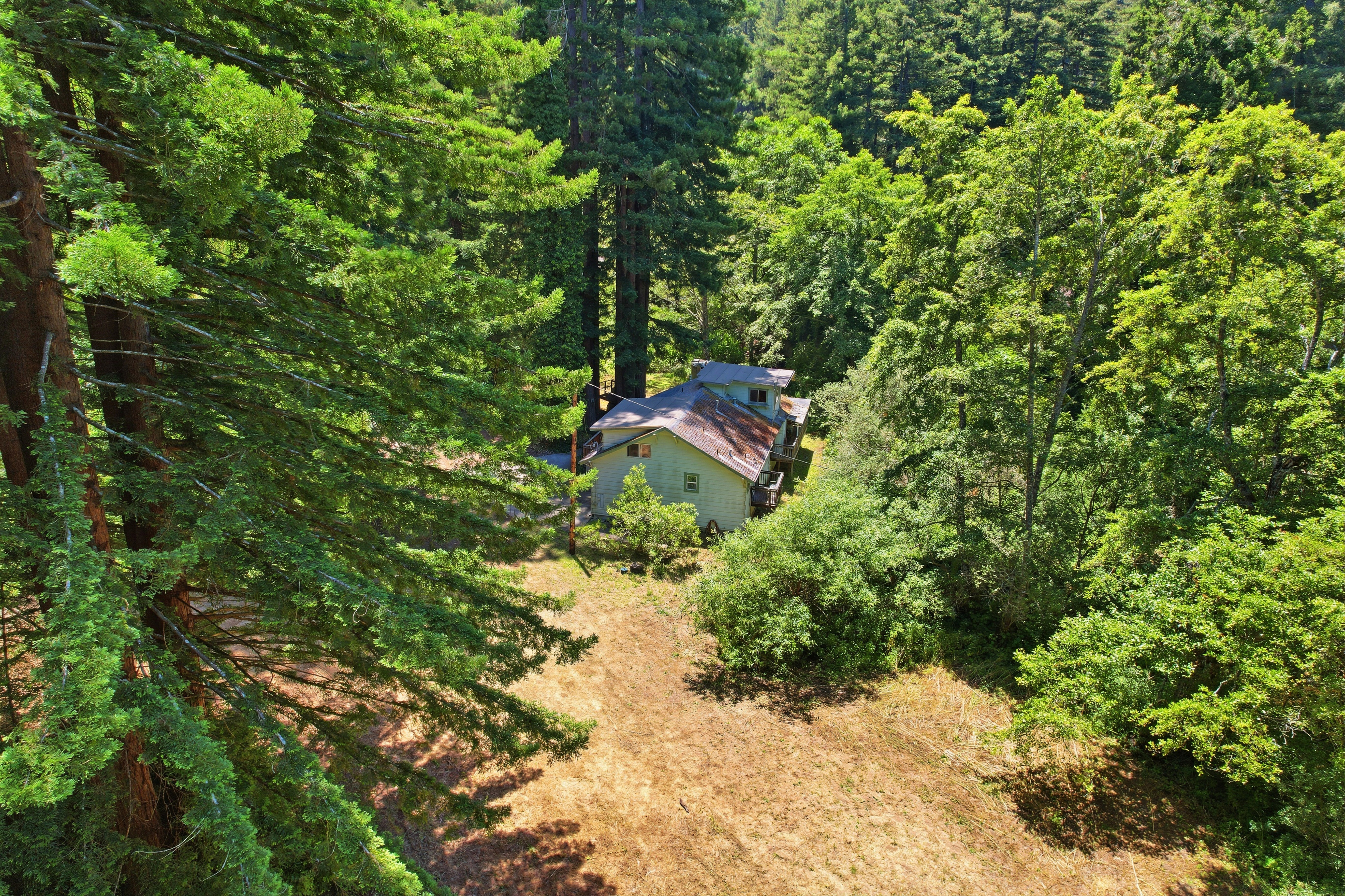  Creekside Setting and Acreage - 物件實景
