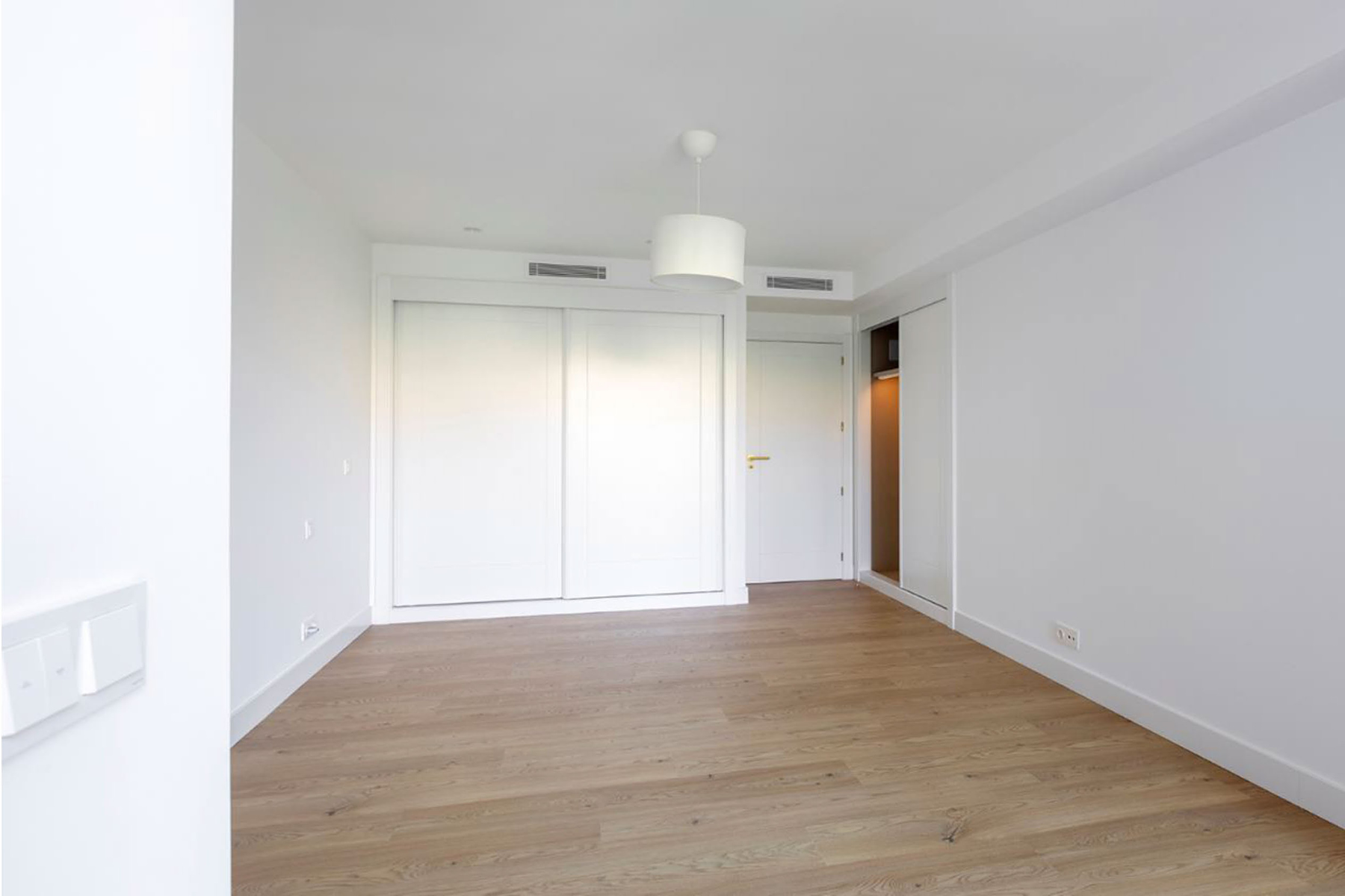  Renovated Flat with Contemporary Style in Moncloa, Madrid - 物件實景