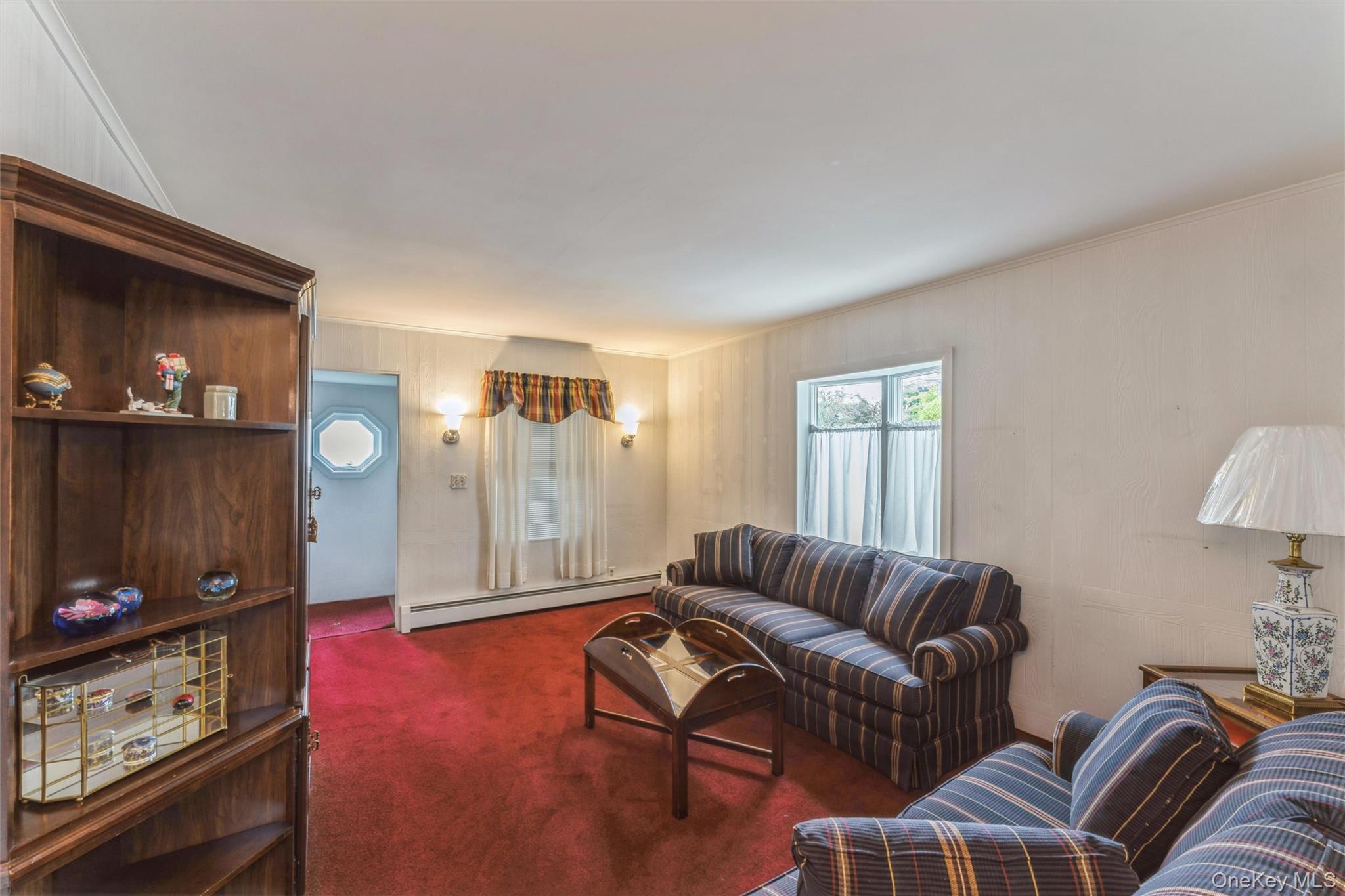 Williston Park, New York, 11596, United States, 3 Bedrooms Bedrooms, ,2 BathroomsBathrooms,Residential,For Sale,1960475