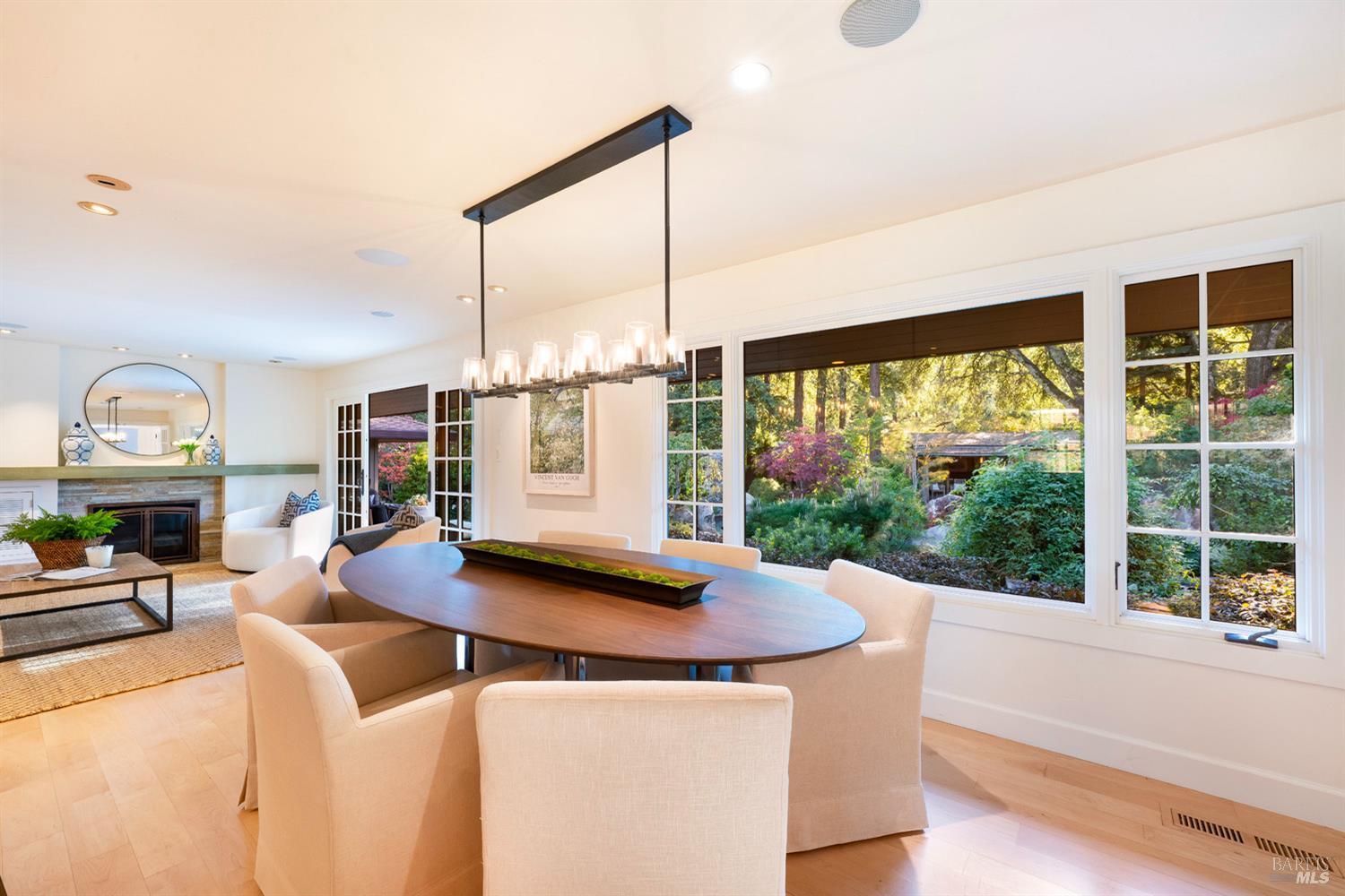 St. Helena, California, 94574, United States, 3 Bedrooms Bedrooms, ,5 BathroomsBathrooms,Residential,For Sale,1998865