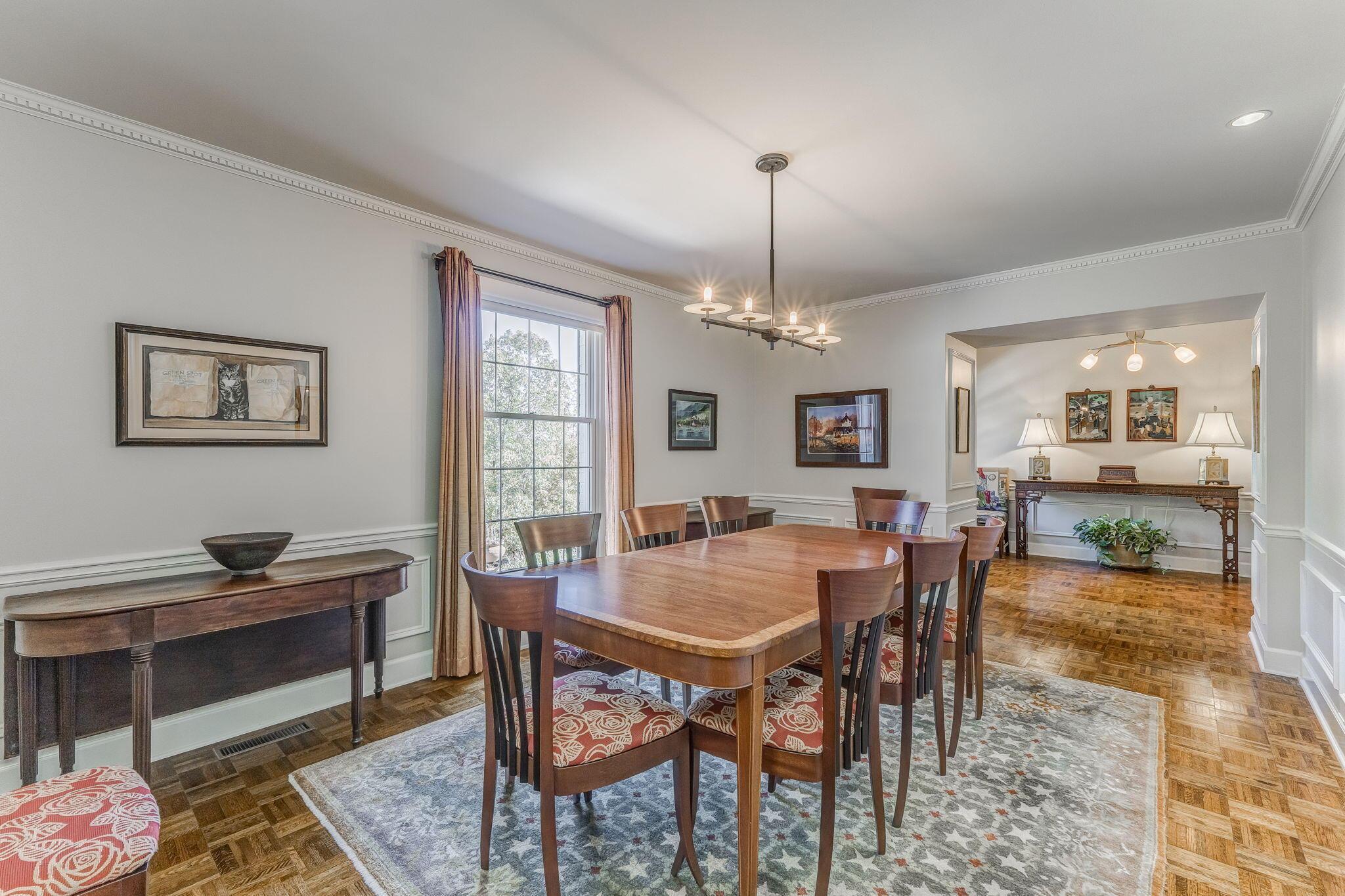 Dalton, Georgia, 30720, United States, 4 Bedrooms Bedrooms, ,4 BathroomsBathrooms,Residential,For Sale,1998245