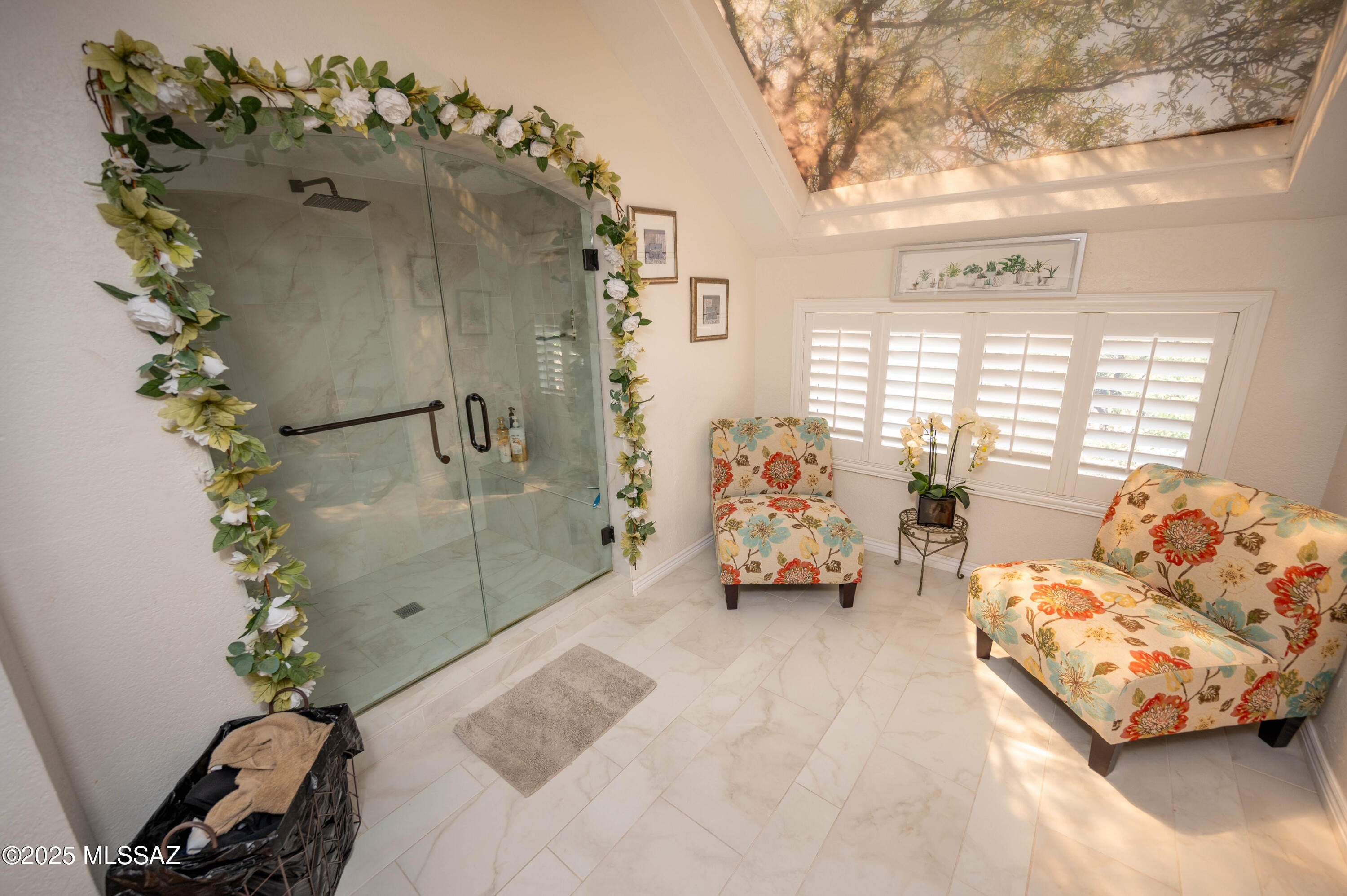 Nogales, Arizona, 85621, United States, 4 Bedrooms Bedrooms, ,4 BathroomsBathrooms,Residential,For Sale,1974525