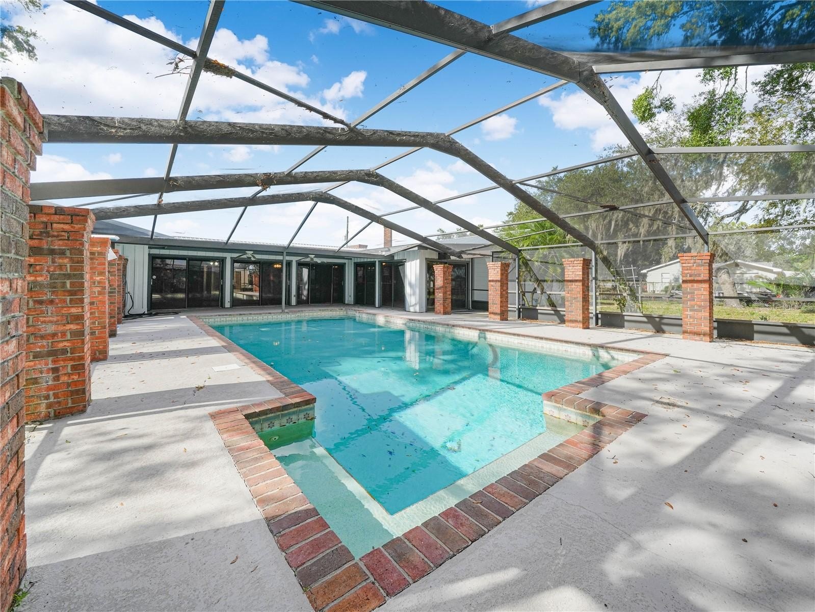 FROSTPROOF, Florida, 33843, United States, 6 Bedrooms Bedrooms, ,3 BathroomsBathrooms,Residential,For Sale,2006124