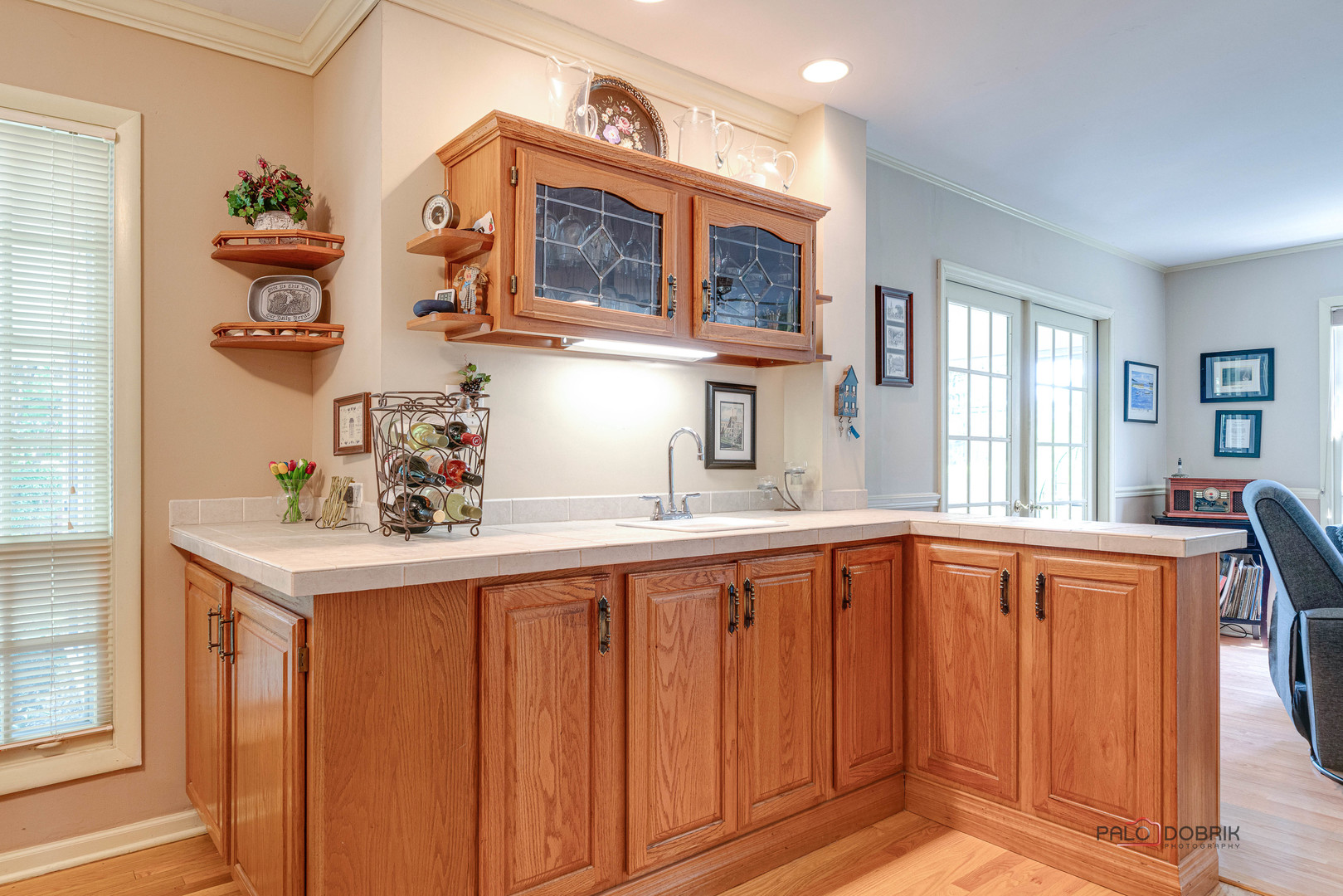 Arlington Heights, Illinois, 60005, United States, 4 Bedrooms Bedrooms, ,3 BathroomsBathrooms,Residential,For Sale,1919635