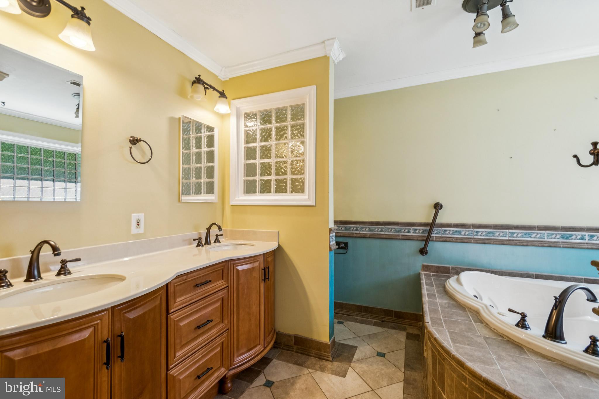 Crownsville, Maryland, 21032, United States, 5 Bedrooms Bedrooms, ,3 BathroomsBathrooms,Residential,For Sale,1922102