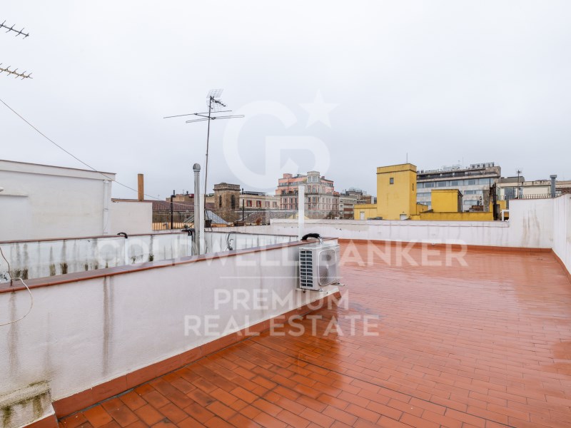 Barcelona Capital, Catalonia, ES, 4 Bedrooms Bedrooms, ,2 BathroomsBathrooms,Residential,For Sale,1752562
