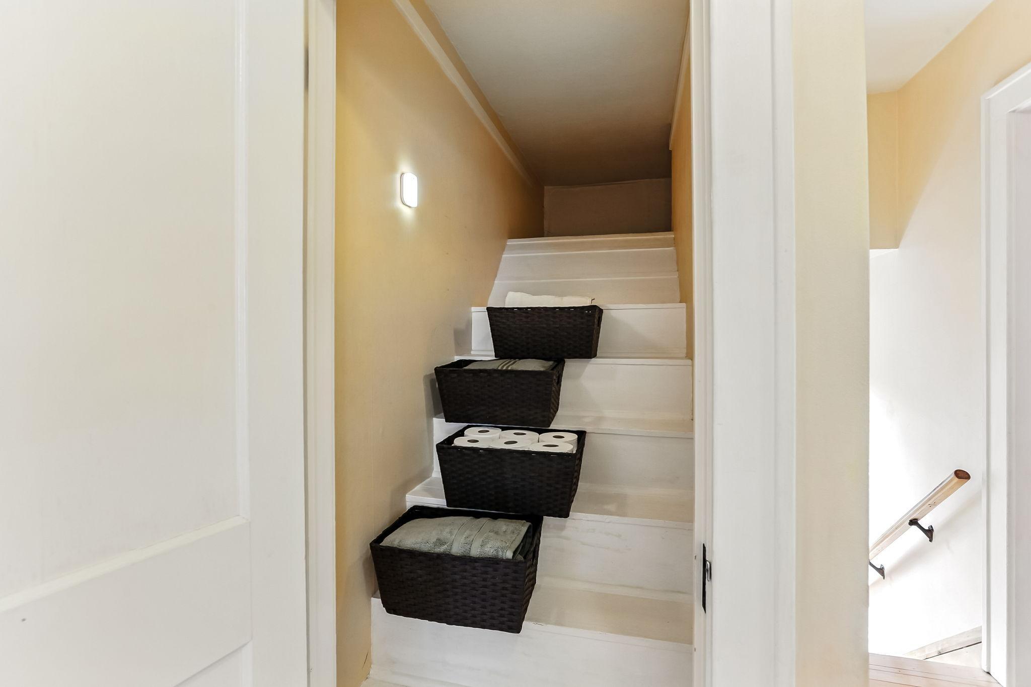 Minneapolis, Minnesota, 55419, United States, 3 Bedrooms Bedrooms, ,1 BathroomBathrooms,Residential,For Sale,1941654