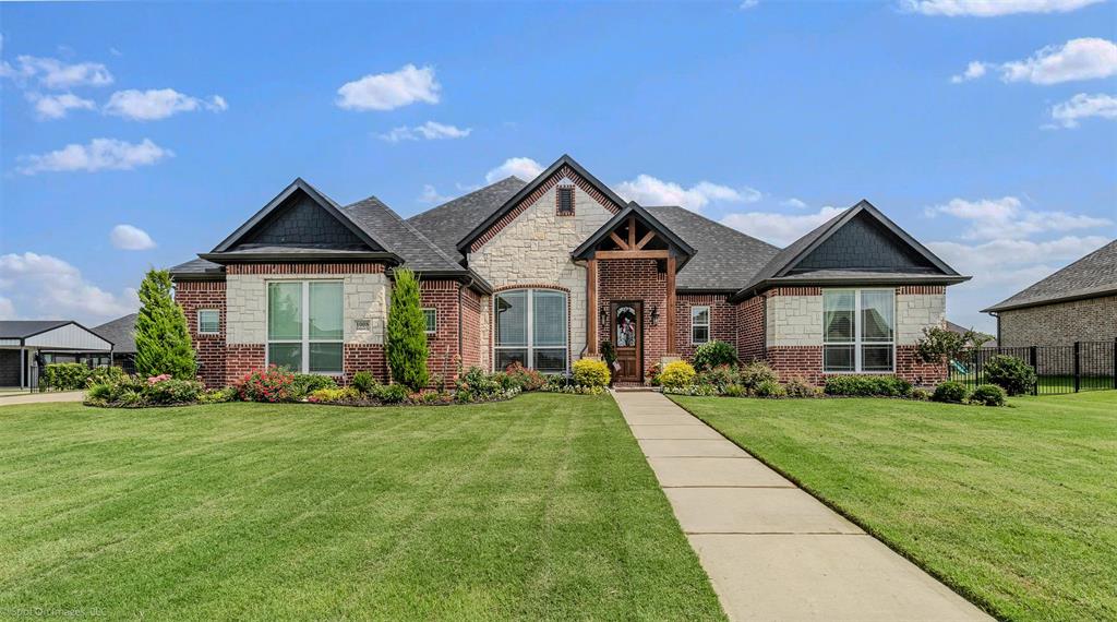 Caddo Mills, Texas, 75135, United States, 3 Bedrooms Bedrooms, ,3 BathroomsBathrooms,Residential,For Sale,1862306