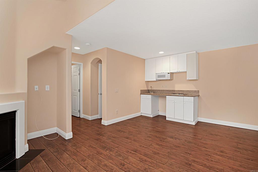 San Diego, California, 92130, United States, 4 Bedrooms Bedrooms, ,4 BathroomsBathrooms,Residential,For Sale,1885282