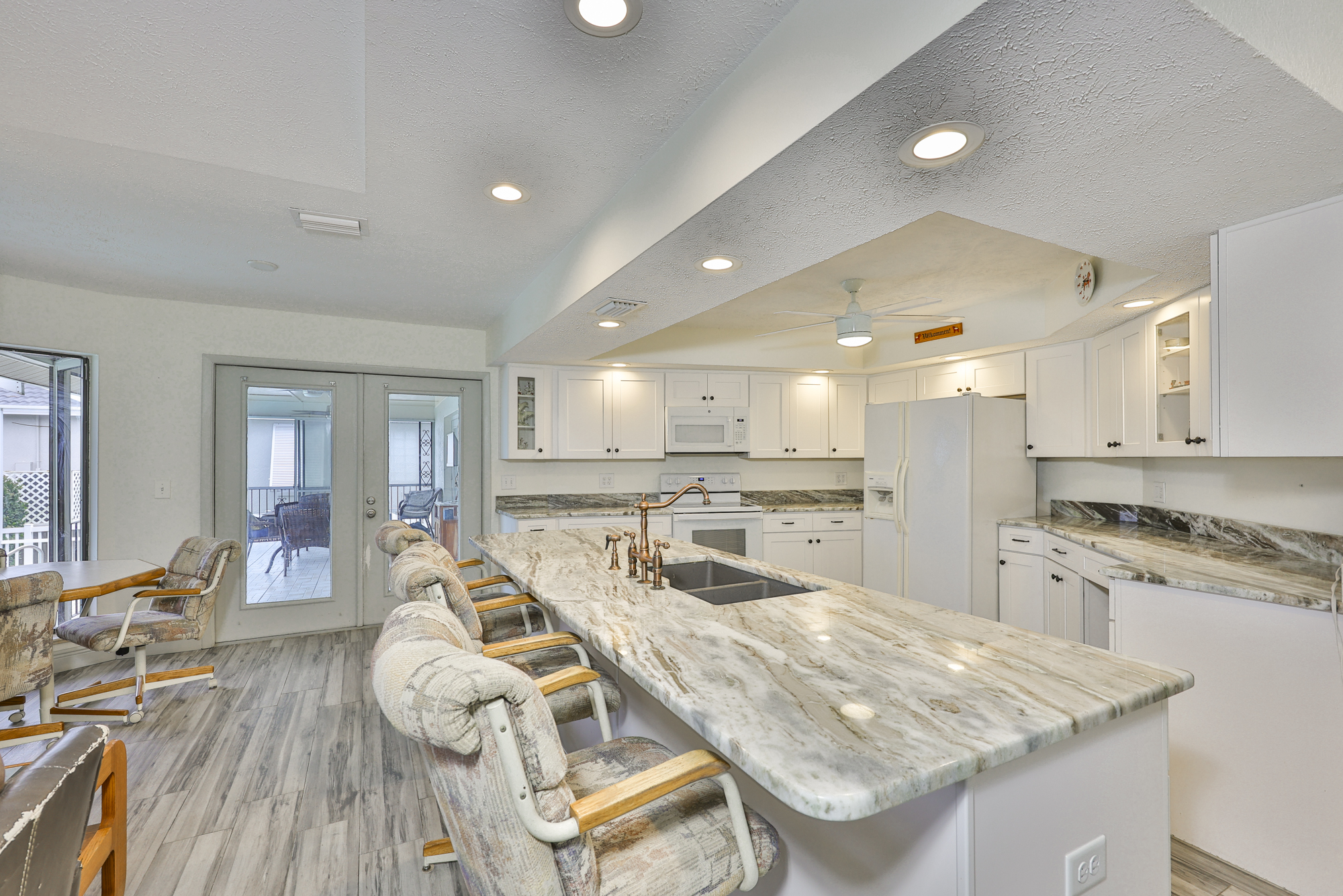 Apollo Beach, Florida, 33572, United States, 4 Bedrooms Bedrooms, ,3 BathroomsBathrooms,Residential,For Sale,1976005