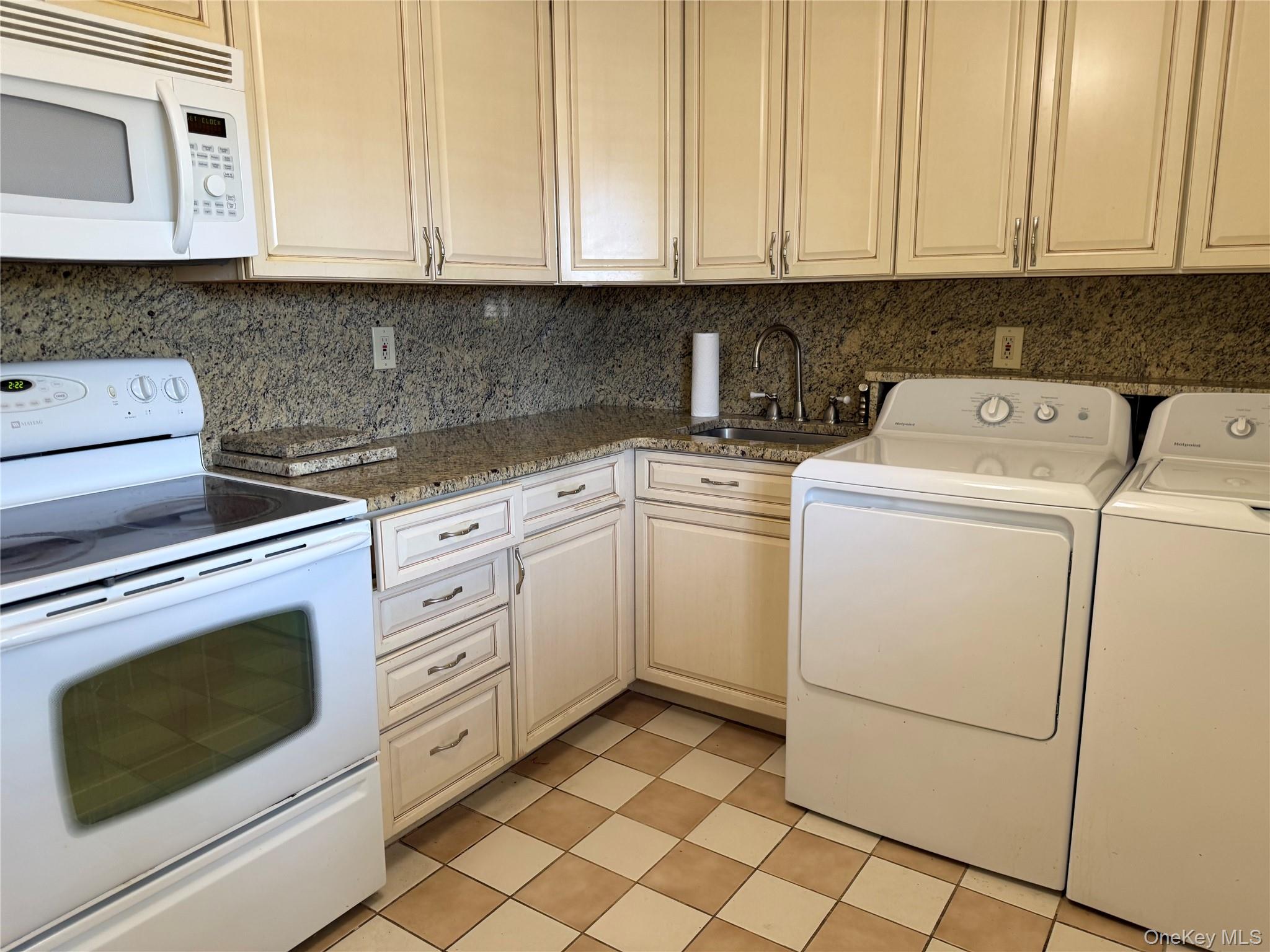  58 Harbor Road N, Amityville, NY, 11701 - 物件實景