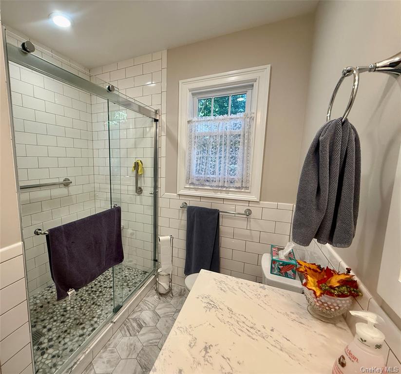 Wappingers Falls, New York, 12590, United States, 3 Bedrooms Bedrooms, ,2 BathroomsBathrooms,Residential,For Sale,1978823