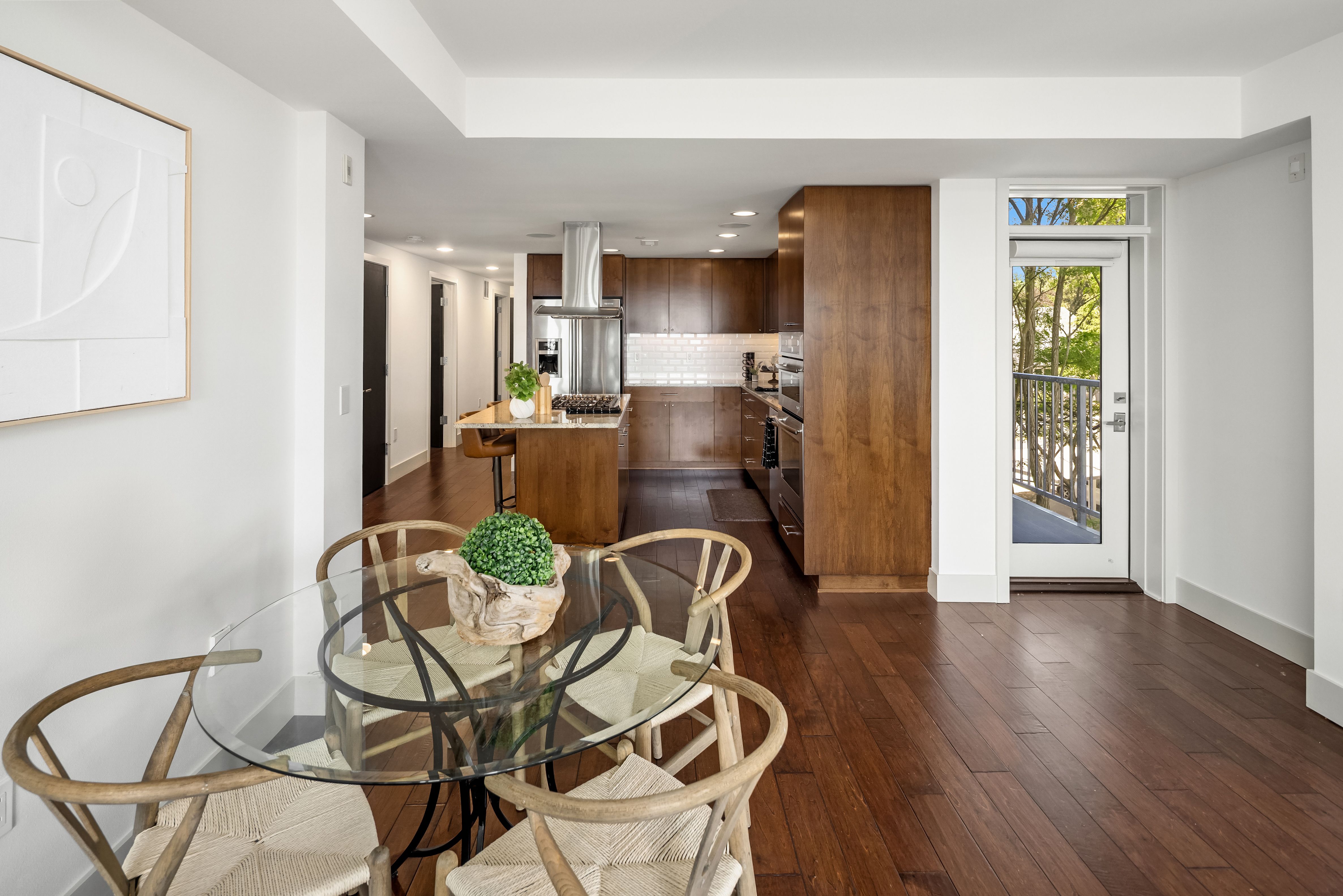  9123 NE Juanita Dr Unit #205, Kirkland, WA 98034 - 物件實景