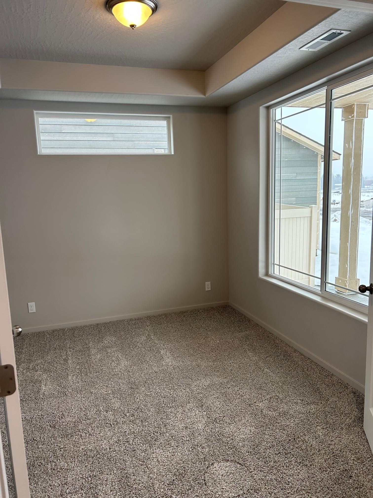 Spokane Valley, Washington, 99016, United States, 4 Bedrooms Bedrooms, ,3 BathroomsBathrooms,Residential,For Sale,1867495