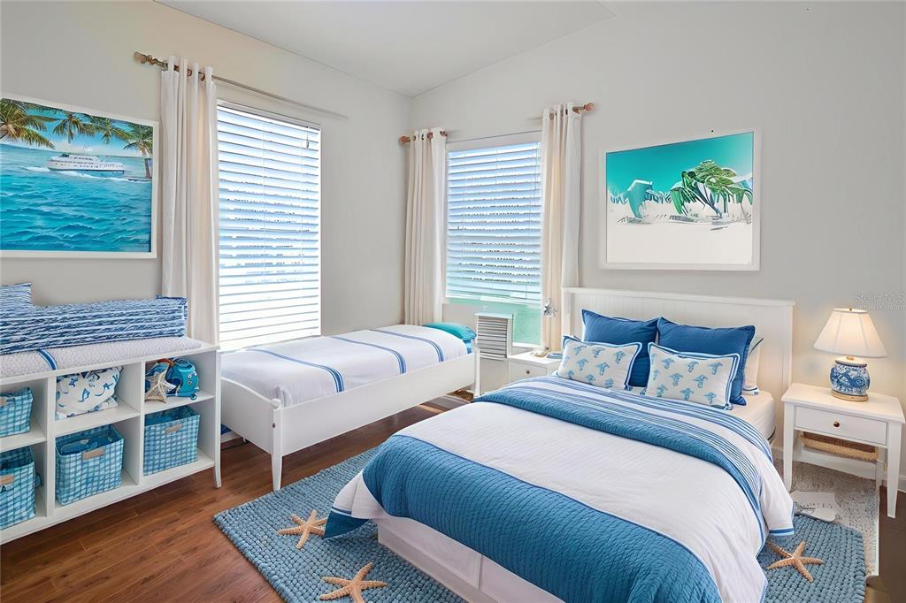 Venice, Florida, 34285, United States, 5 Bedrooms Bedrooms, ,4 BathroomsBathrooms,Residential,For Sale,1907597