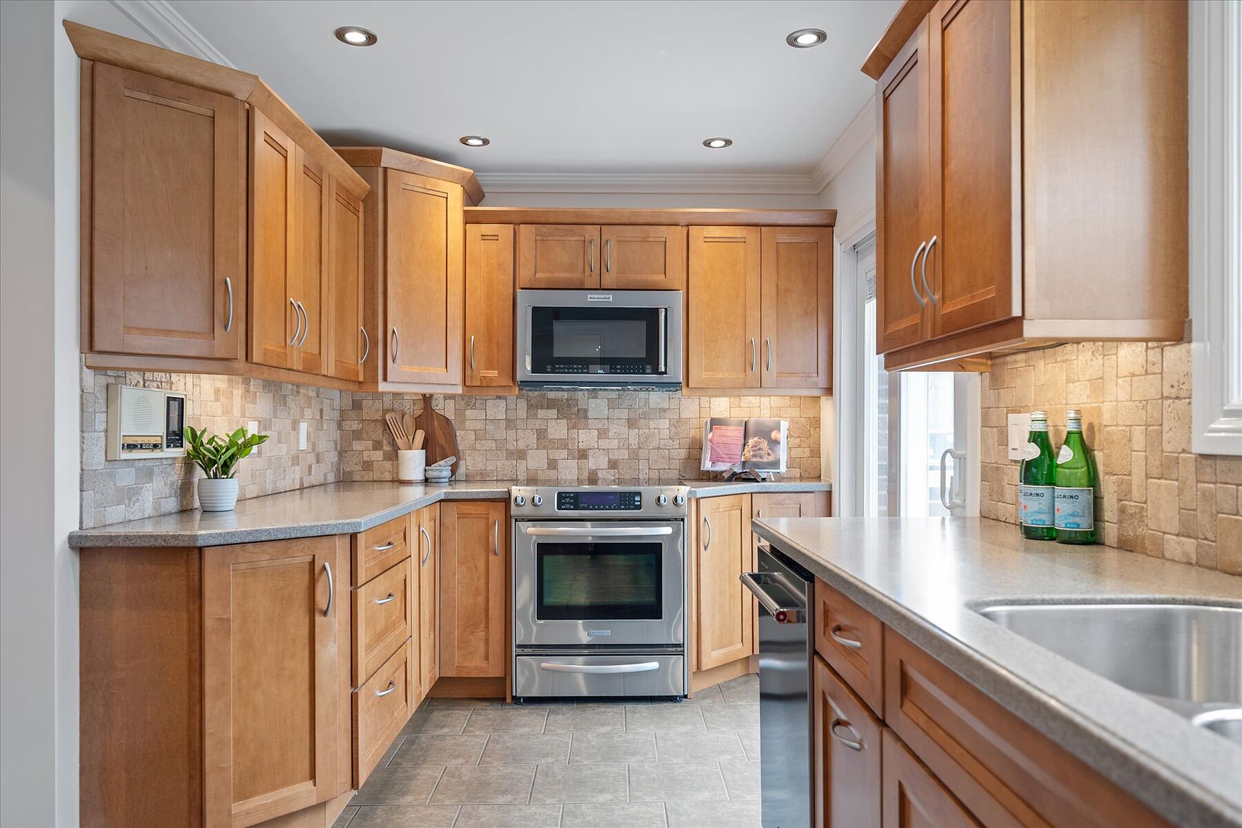  Spacious Falgarwood Sidesplit - 物件實景