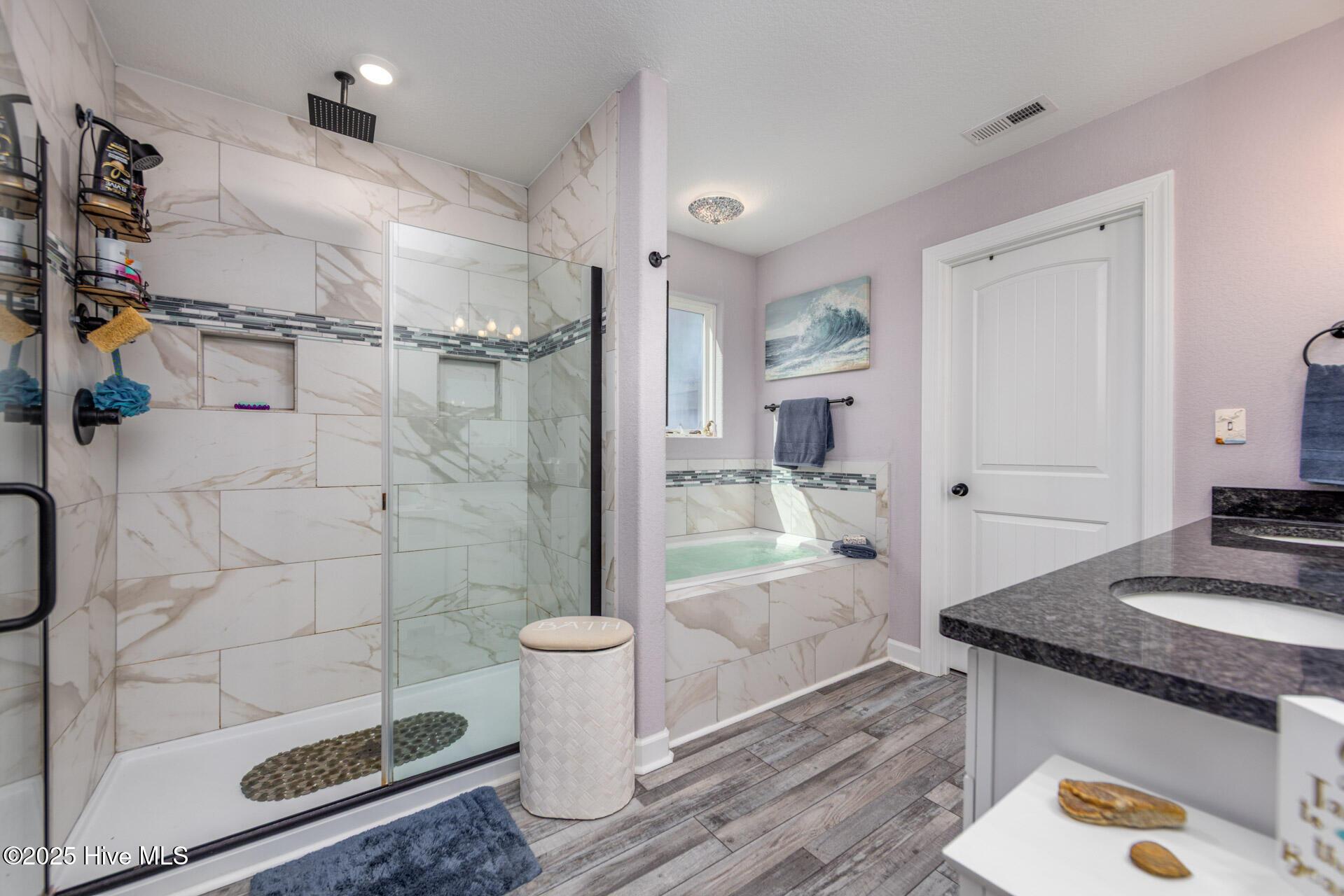 Elizabeth City, North Carolina, 27909, United States, 4 Bedrooms Bedrooms, ,3 BathroomsBathrooms,Residential,For Sale,1729027