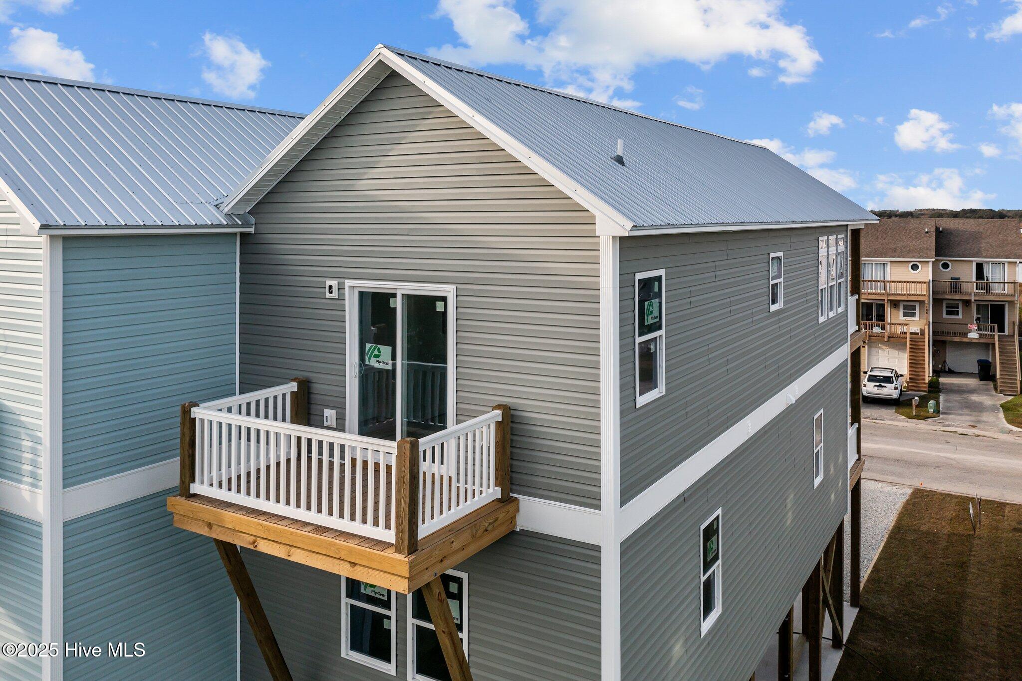North Topsail Beach, North Carolina, 28460, United States, 3 Bedrooms Bedrooms, ,3 BathroomsBathrooms,Residential,For Sale,1896044