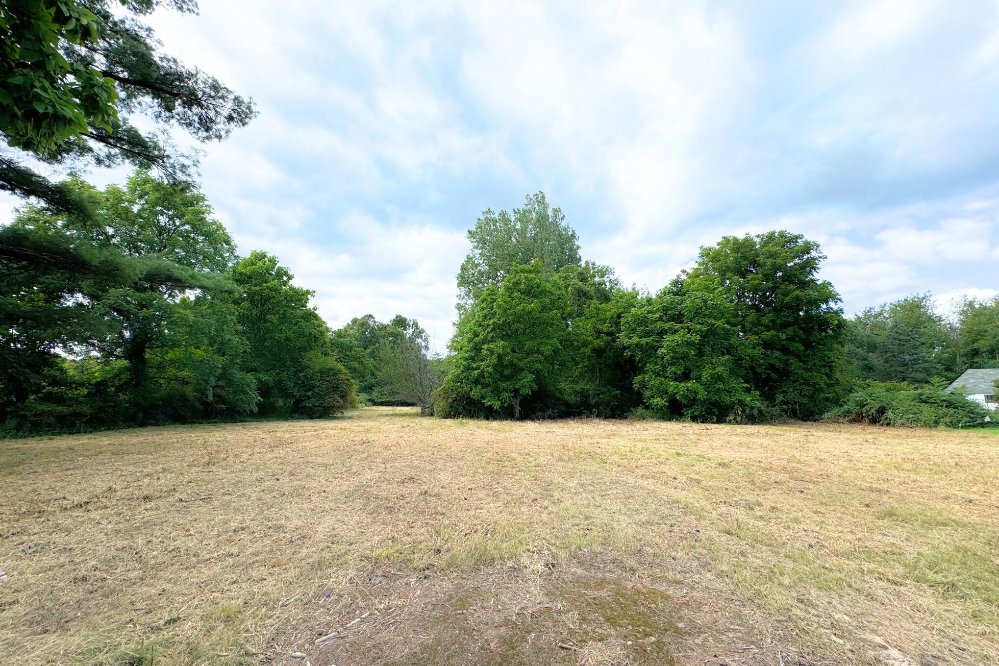 Norton Shores, Michigan, 49441, United States, ,Land,For Sale,1926322