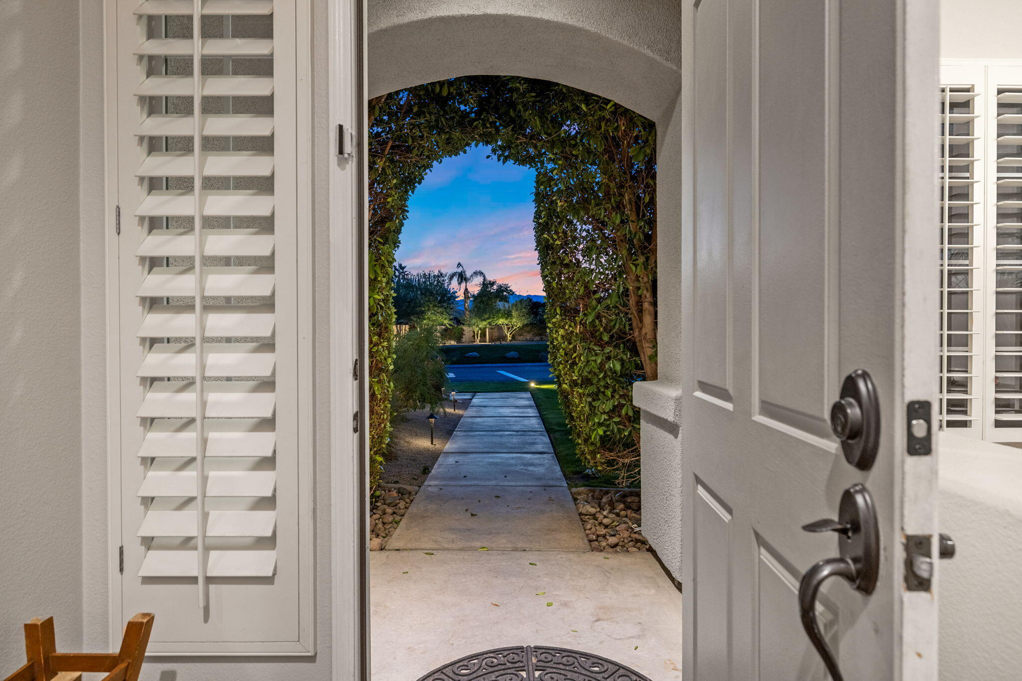 La Quinta, California, 92253, United States, 5 Bedrooms Bedrooms, ,3 BathroomsBathrooms,Residential,For Sale,1998389