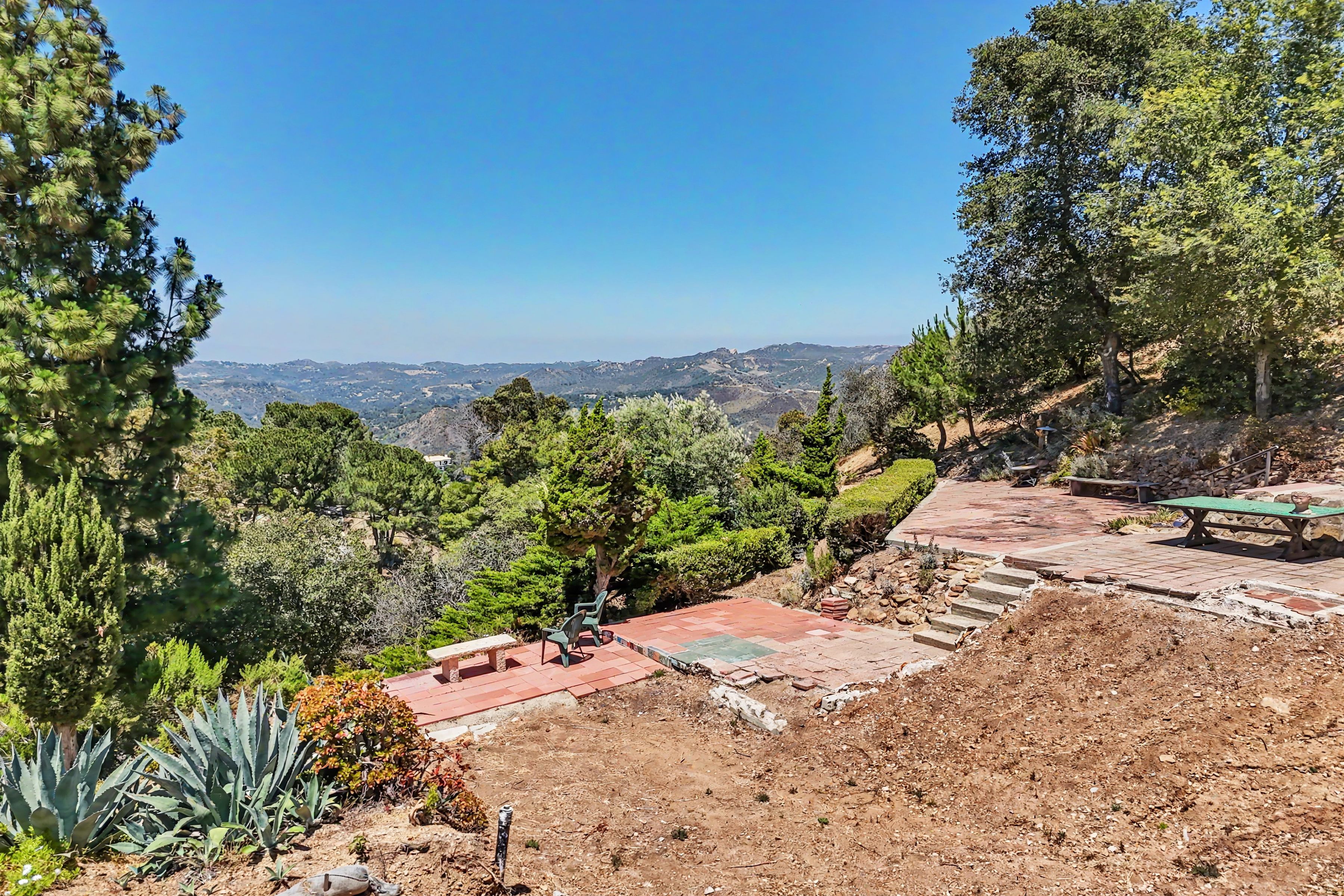  2188 Tuna Canyon Rd - 物件實景