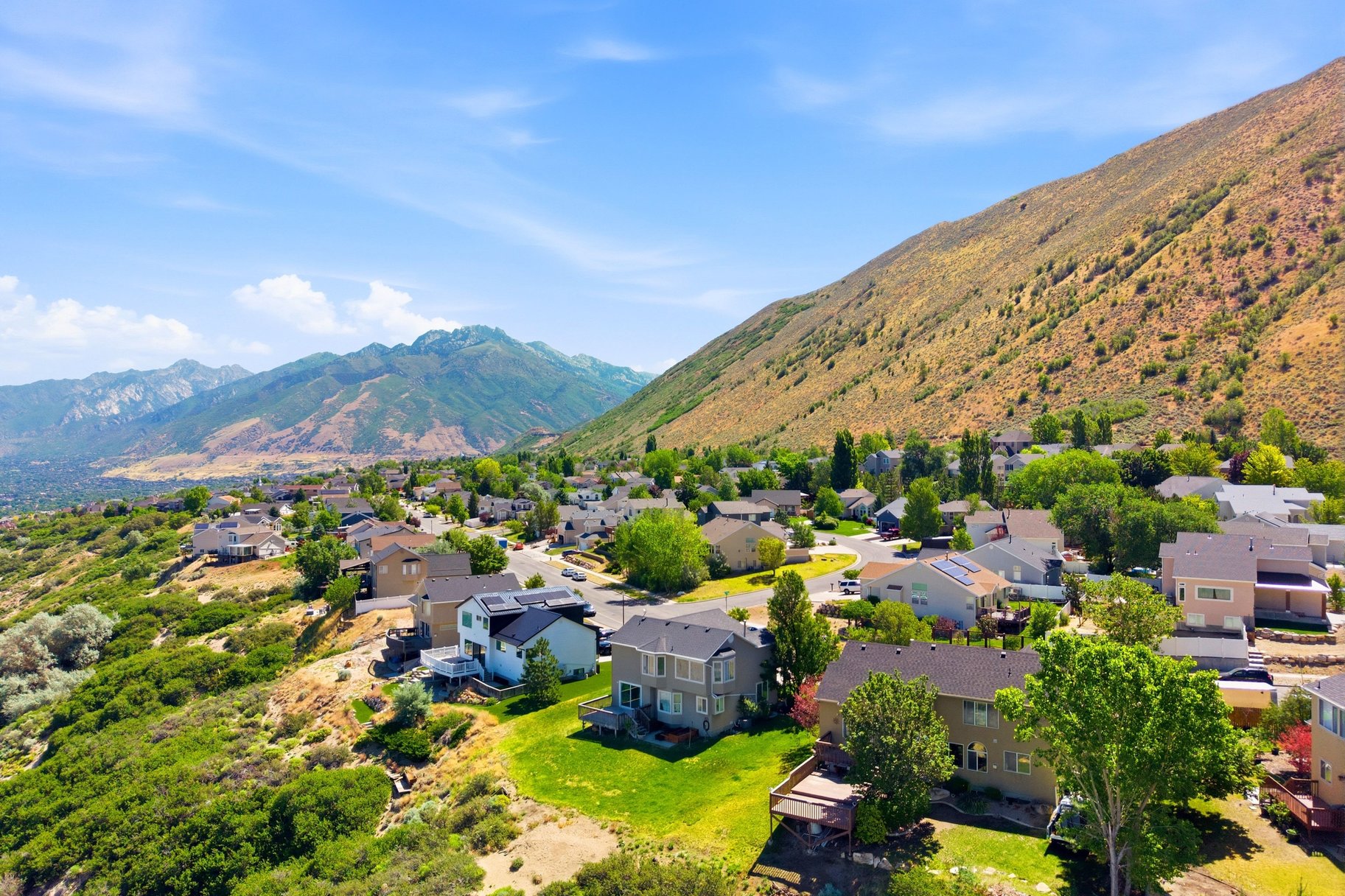 Soaring Views & Endless Potential on Draper