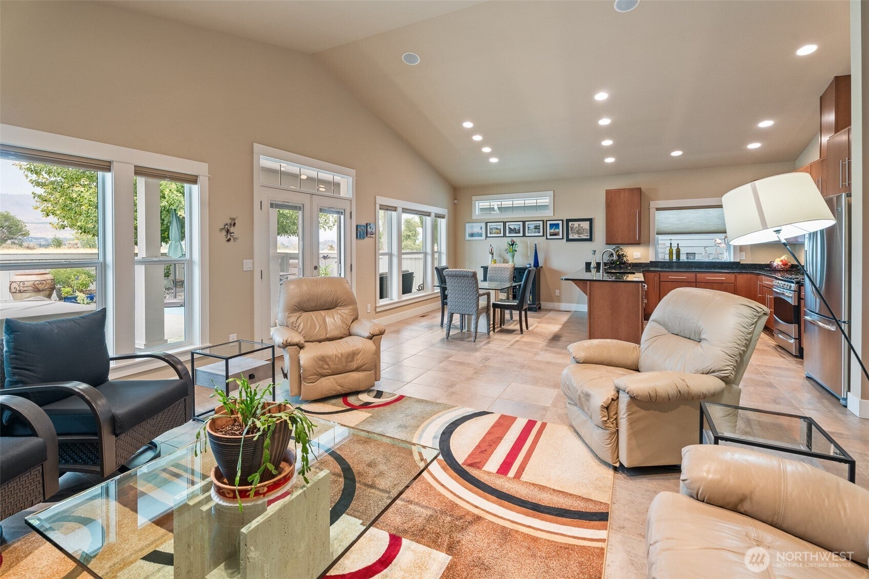 East Wenatchee, Washington, 98802, United States, 3 Bedrooms Bedrooms, ,1 BathroomBathrooms,Residential,For Sale,1934190