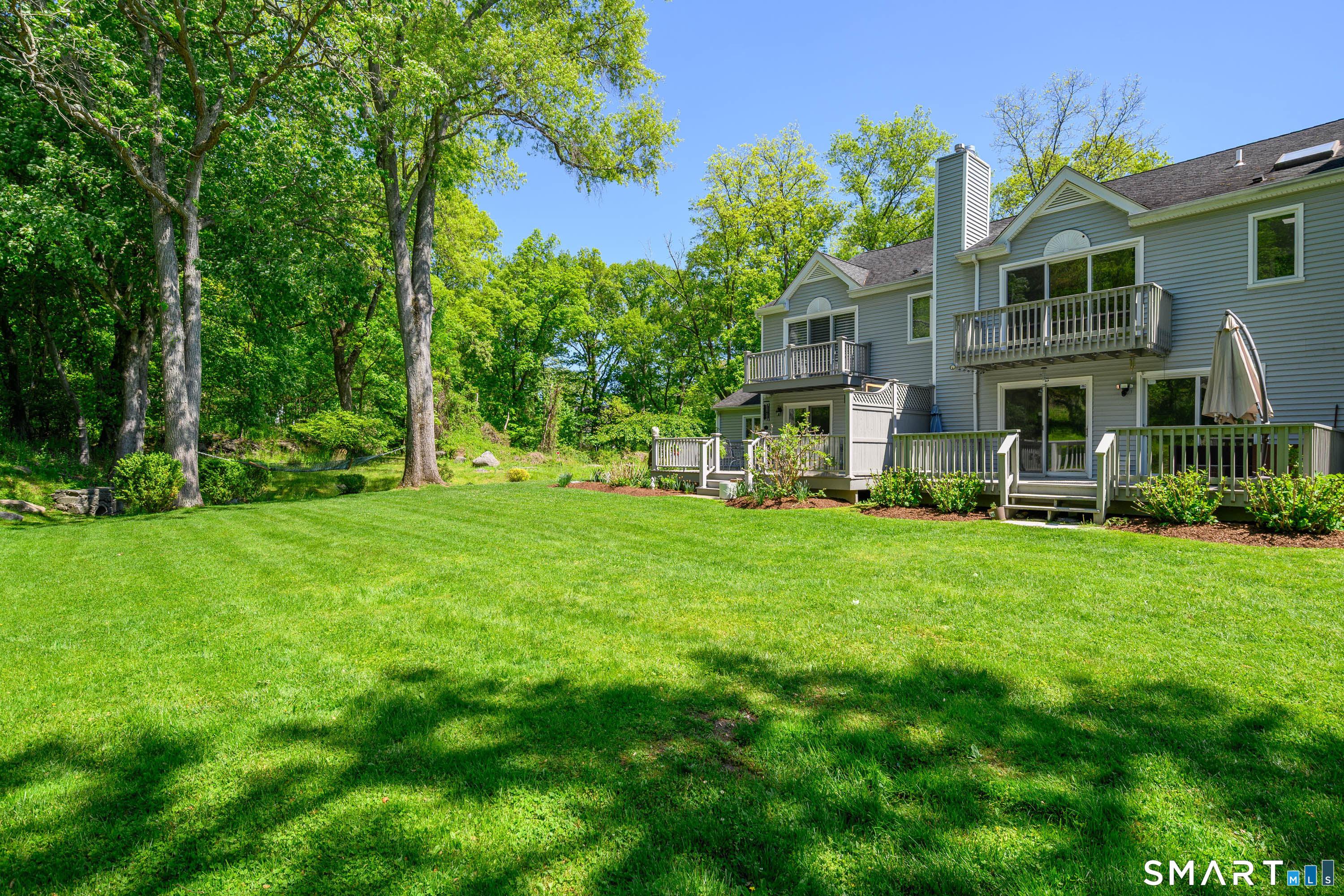 Greenwich, Connecticut, 06807, United States, 2 Bedrooms Bedrooms, ,4 BathroomsBathrooms,Residential,For Sale,2048631