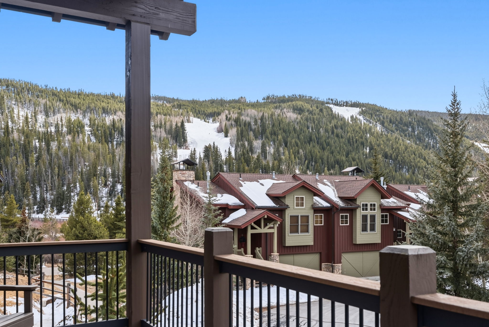  Experience Elevated Mountain Living at 59 Erickson Loop #4B - 物件實景