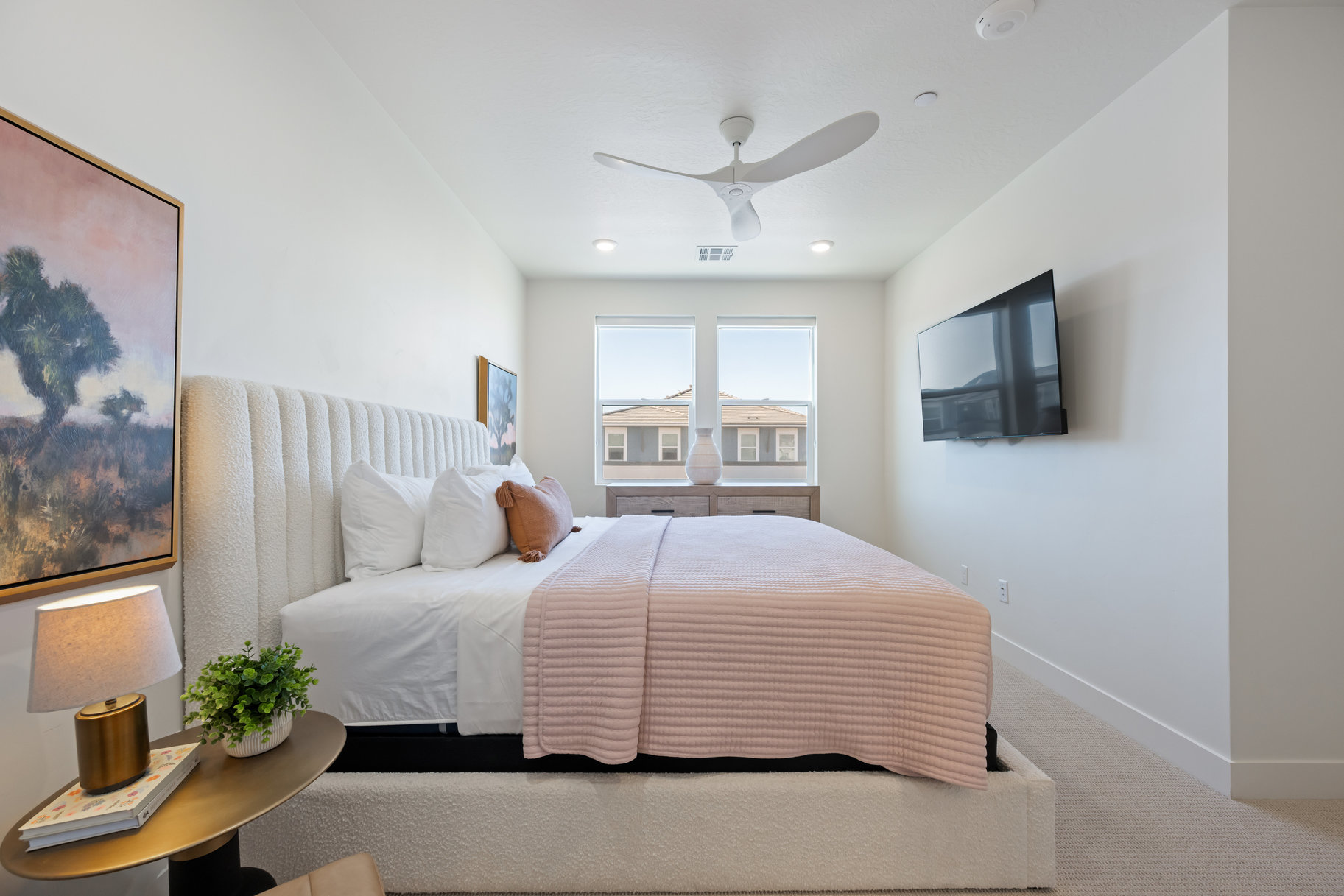  Short Term Rental Opportunity In Desert Color - 物件實景