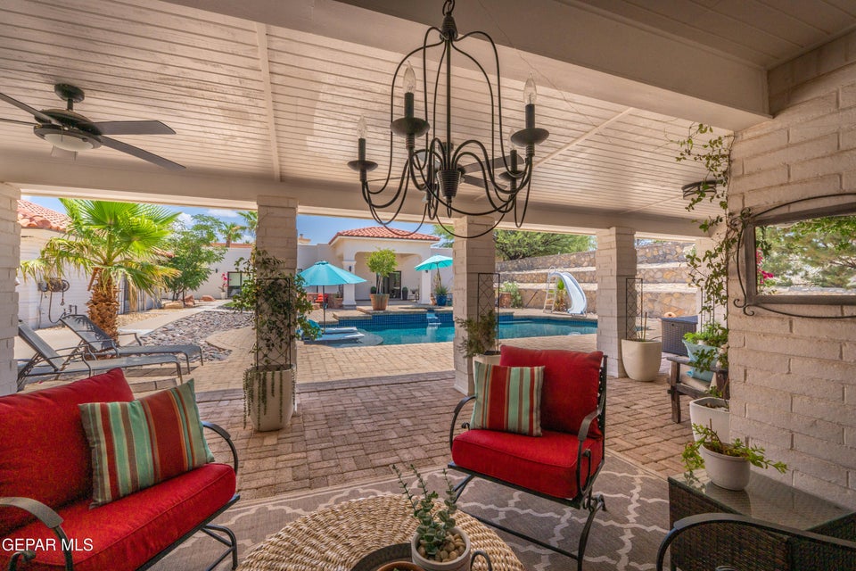 El Paso, Texas, 79936, United States, 5 Bedrooms Bedrooms, ,5 BathroomsBathrooms,Residential,For Sale,1980417