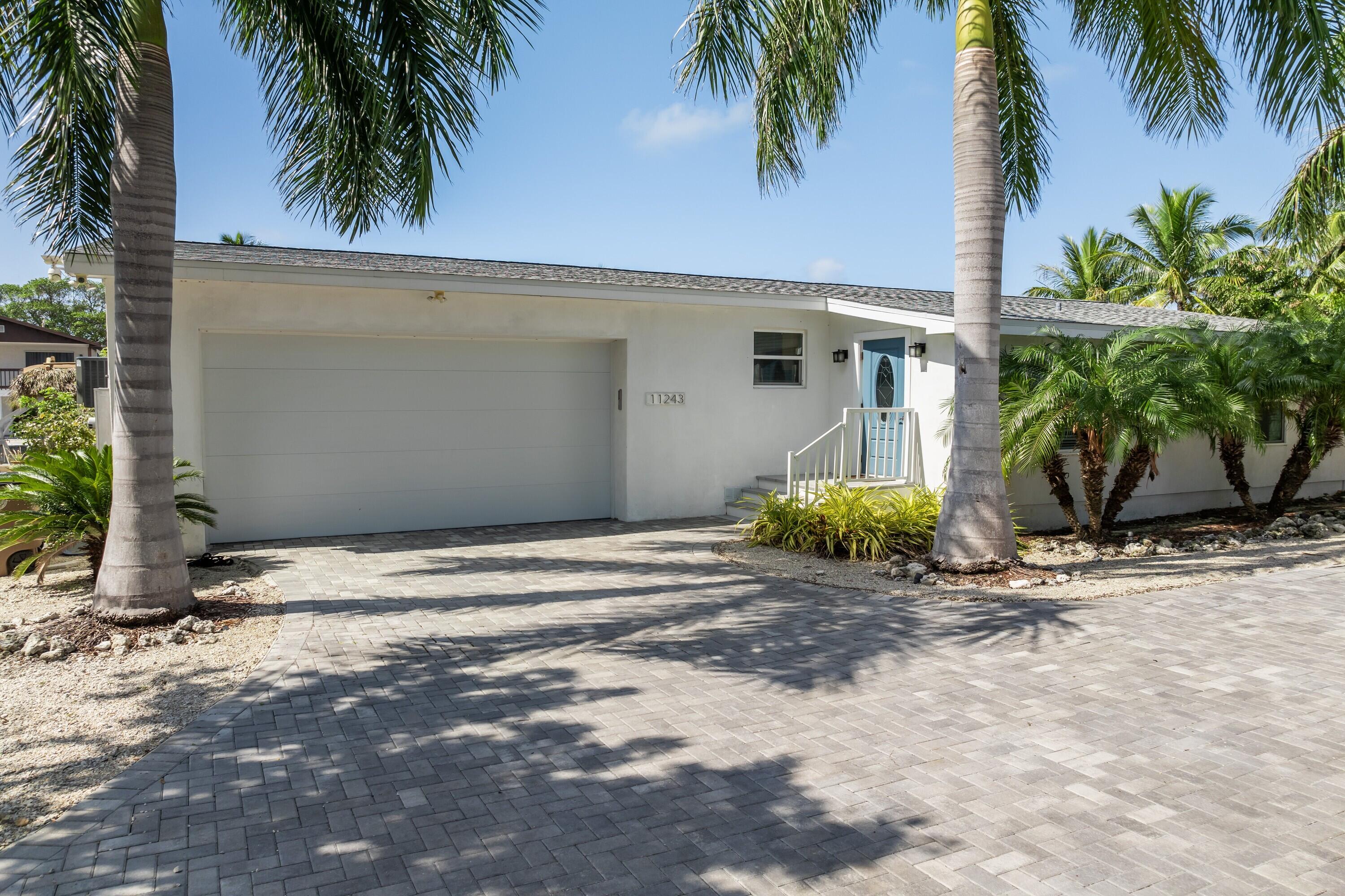 MARATHON, Florida, 33050, United States, 5 Bedrooms Bedrooms, ,4 BathroomsBathrooms,Residential,For Sale,1837177