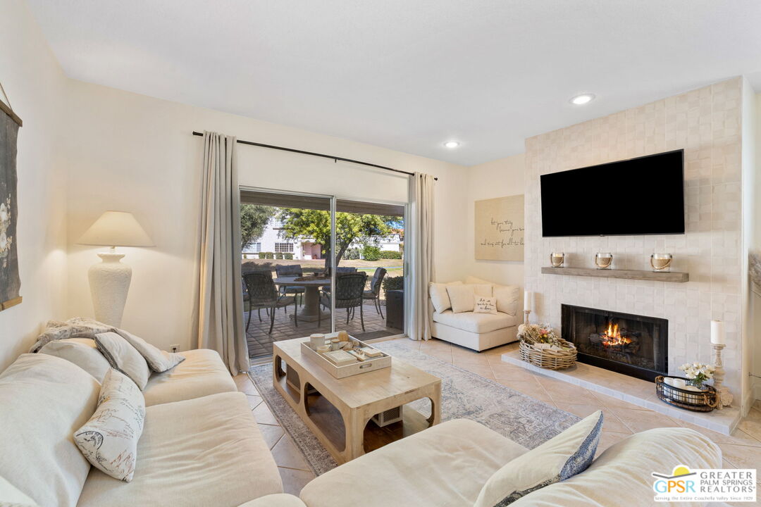 Palm Desert, California, 92211, United States, 3 Bedrooms Bedrooms, ,2 BathroomsBathrooms,Residential,For Sale,1956813