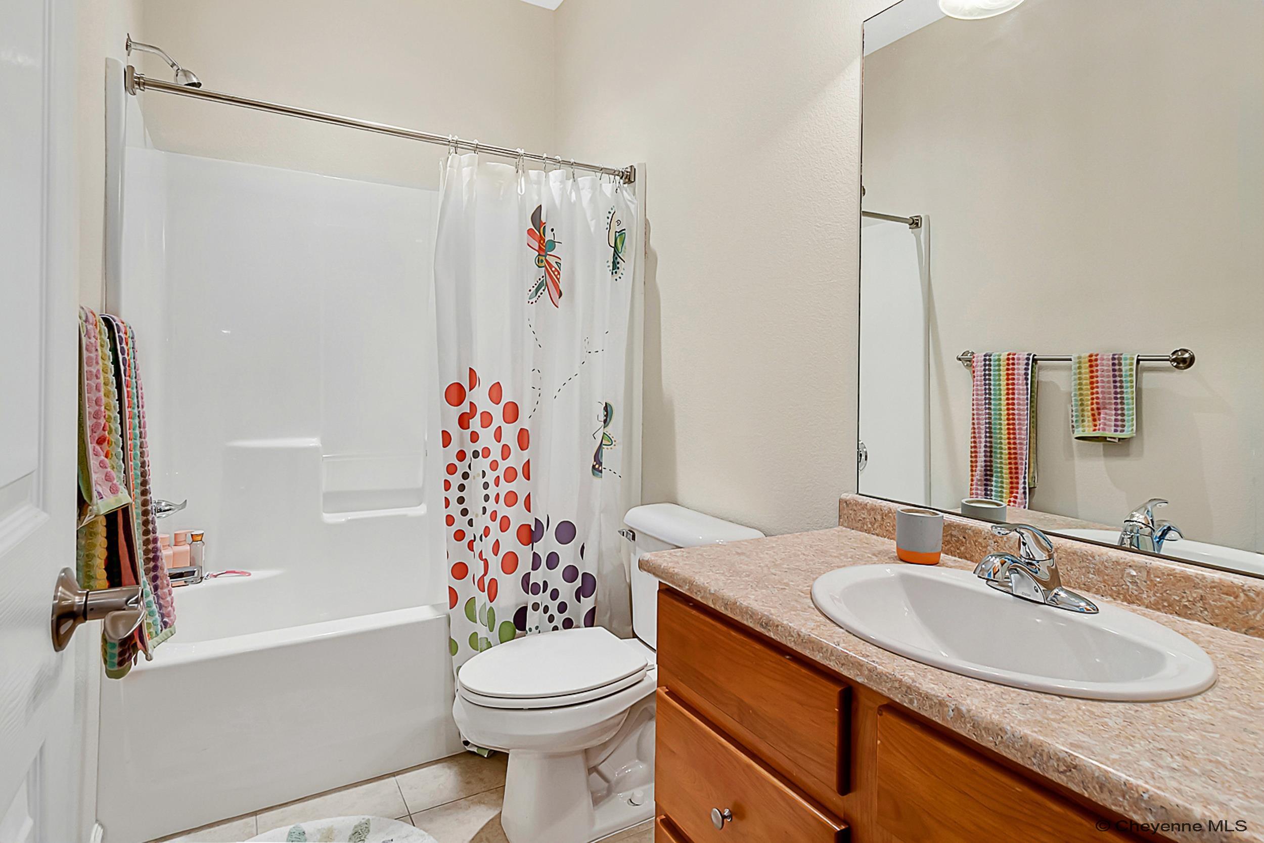 Cheyenne, Wyoming, 82009, United States, 5 Bedrooms Bedrooms, ,3 BathroomsBathrooms,Residential,For Sale,1885793