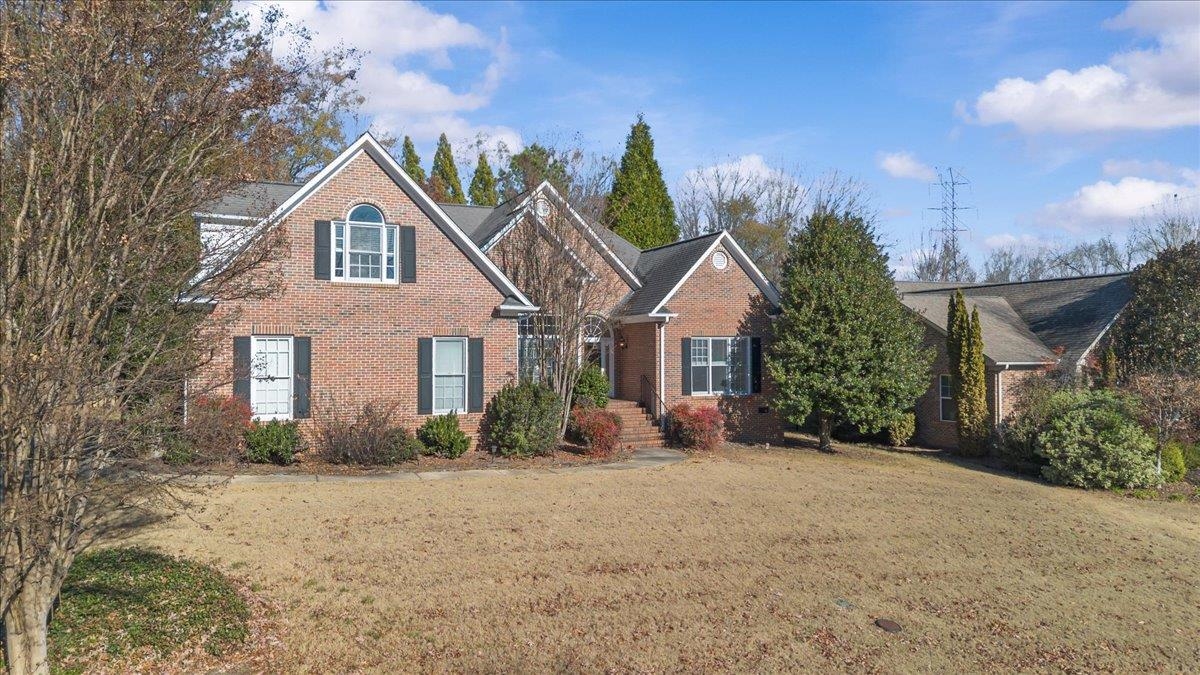 Greenville, South Carolina, 29615, United States, 4 Bedrooms Bedrooms, ,2 BathroomsBathrooms,Residential,For Sale,2006117