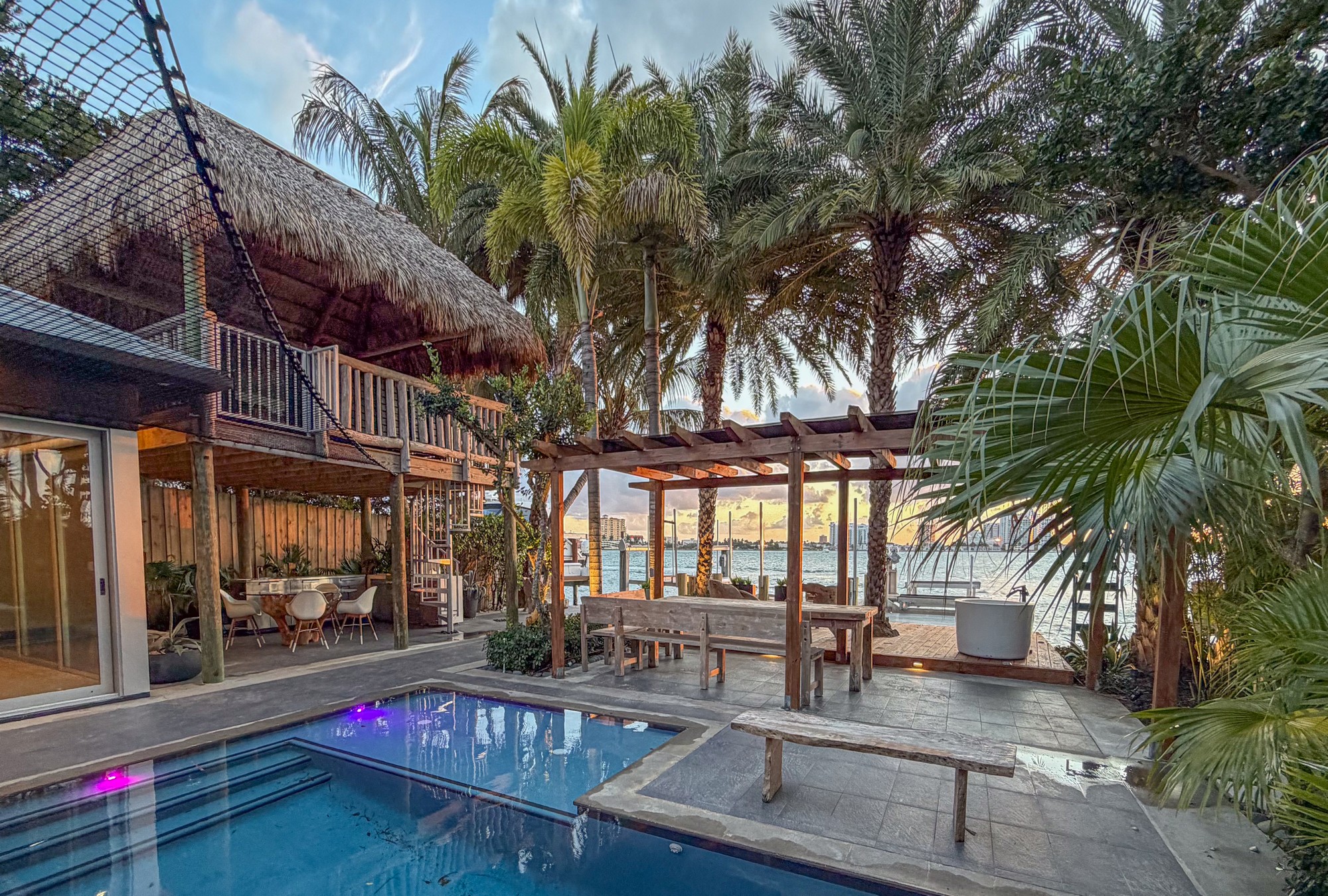  2440 N Shore Ter, Miami Beach, FL, 33141 - 物件實景