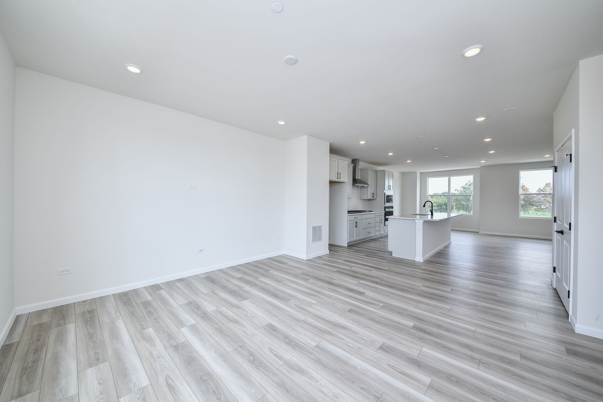 An Enclave of Only 65 New Construction Homes in the Heart of Naperville - 物件實景