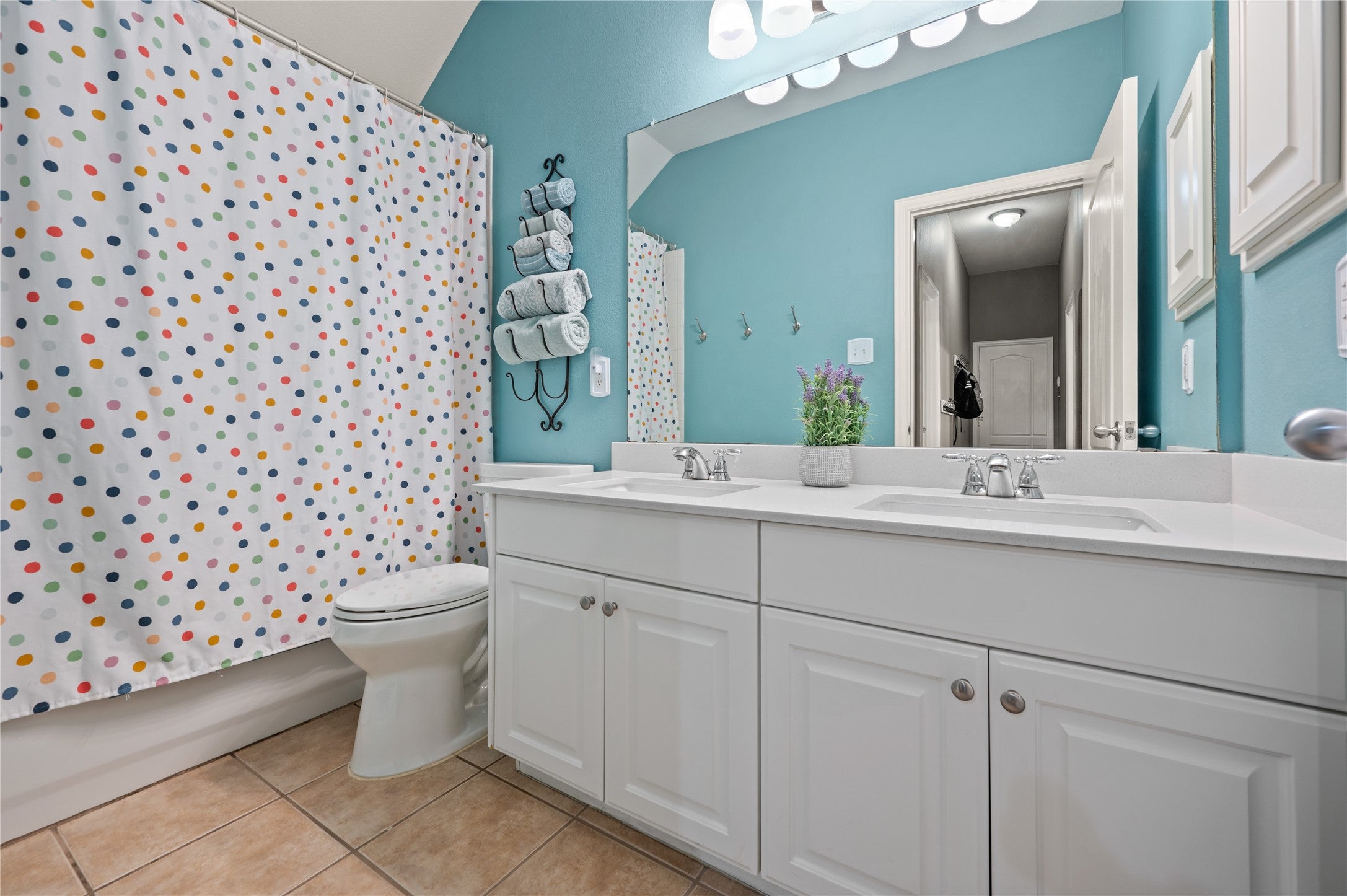 Keller, Texas, 76248, United States, 4 Bedrooms Bedrooms, ,3 BathroomsBathrooms,Residential,For Sale,1984321