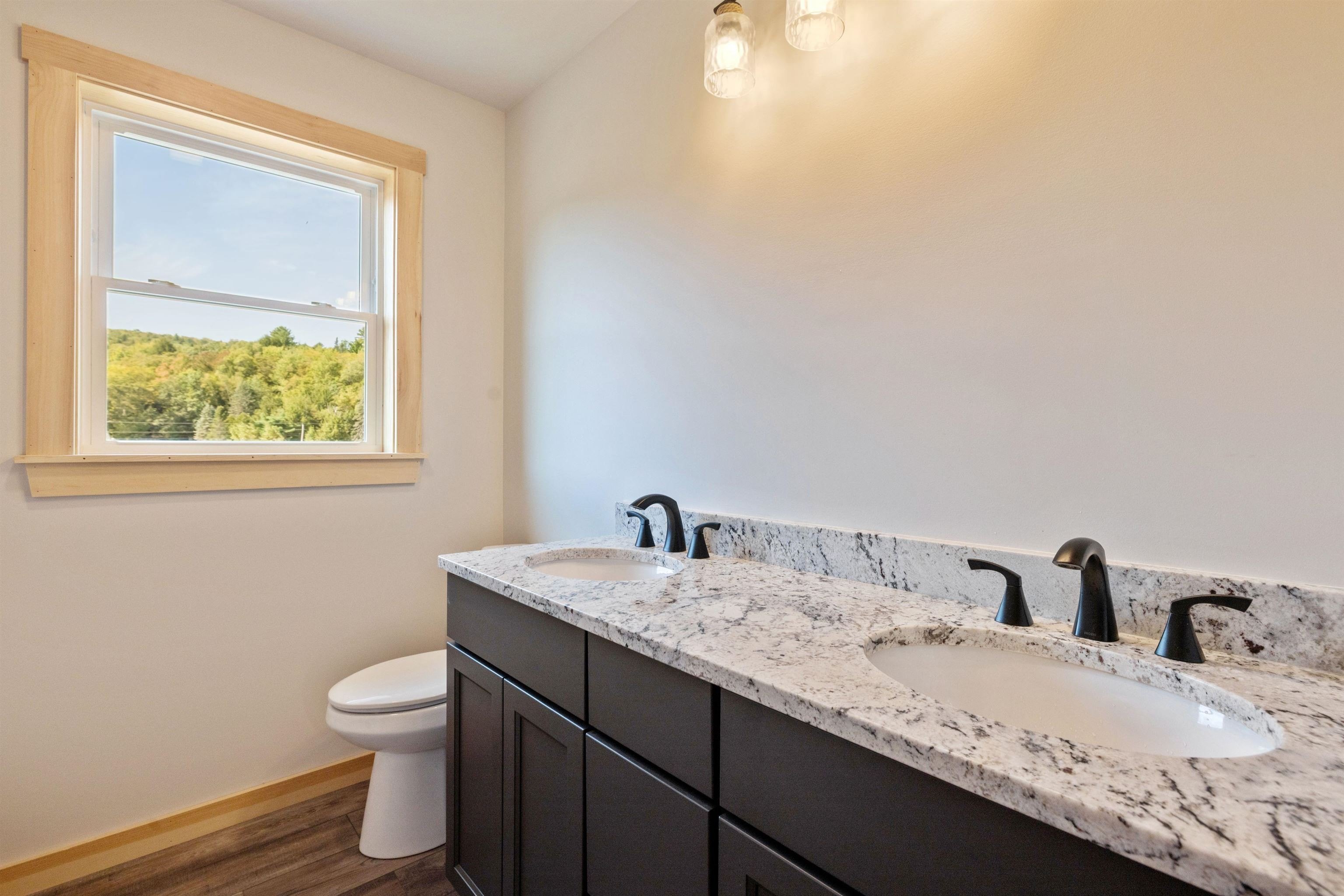 Thornton, New Hampshire, 03285, United States, 3 Bedrooms Bedrooms, ,3 BathroomsBathrooms,Residential,For Sale,1974292