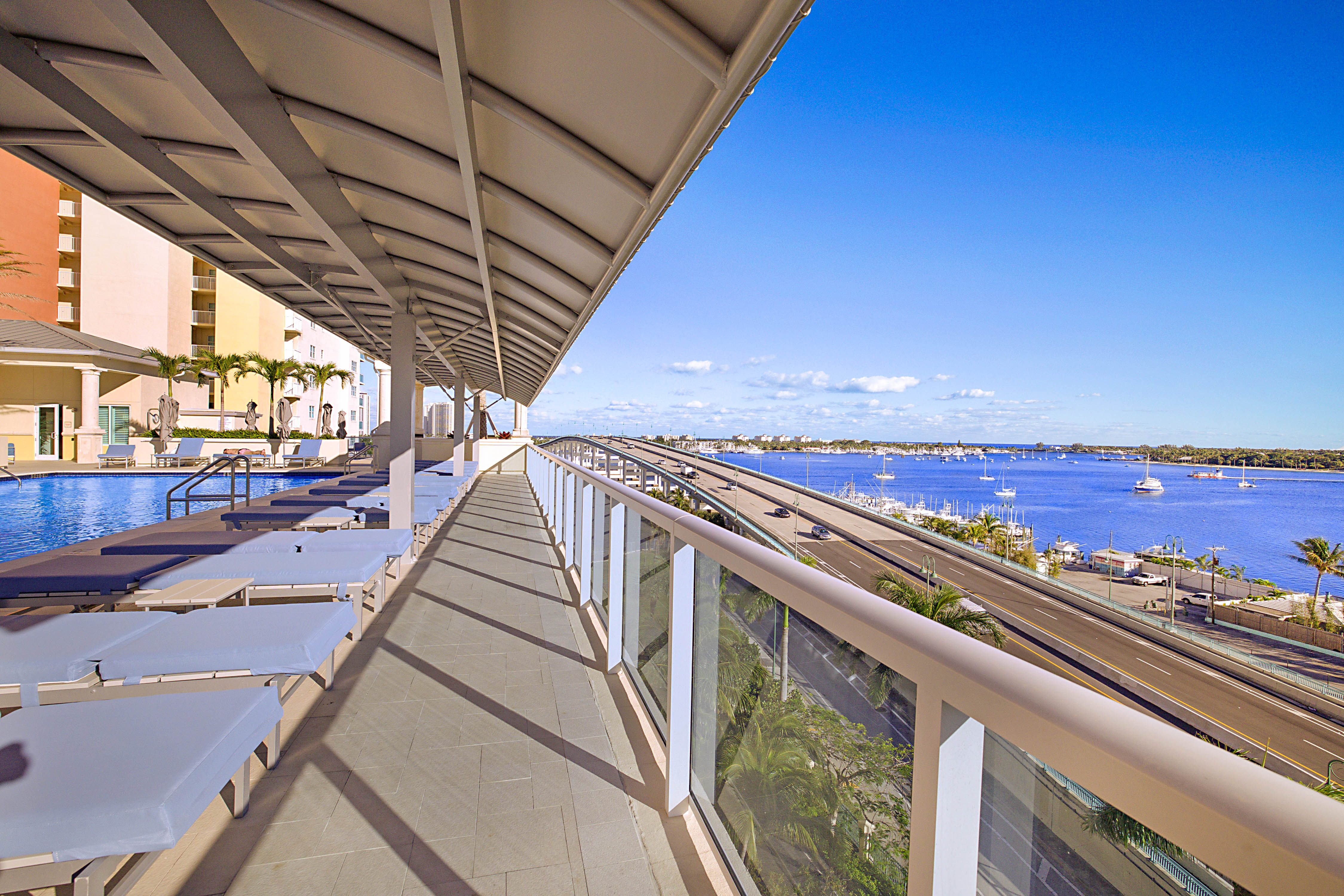  2640 Lake Shore Drive, Riviera Beach, FL, 33404 - 物件實景