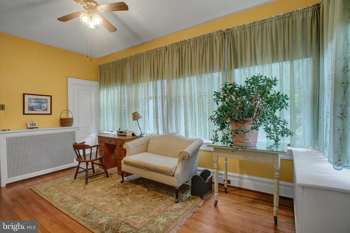 144 W Main Street, Waynesboro, Pennsylvania, 17268, United States, 7 Bedrooms Bedrooms, ,4 BathroomsBathrooms,Residential,For Sale,144 W Main Street,1662574